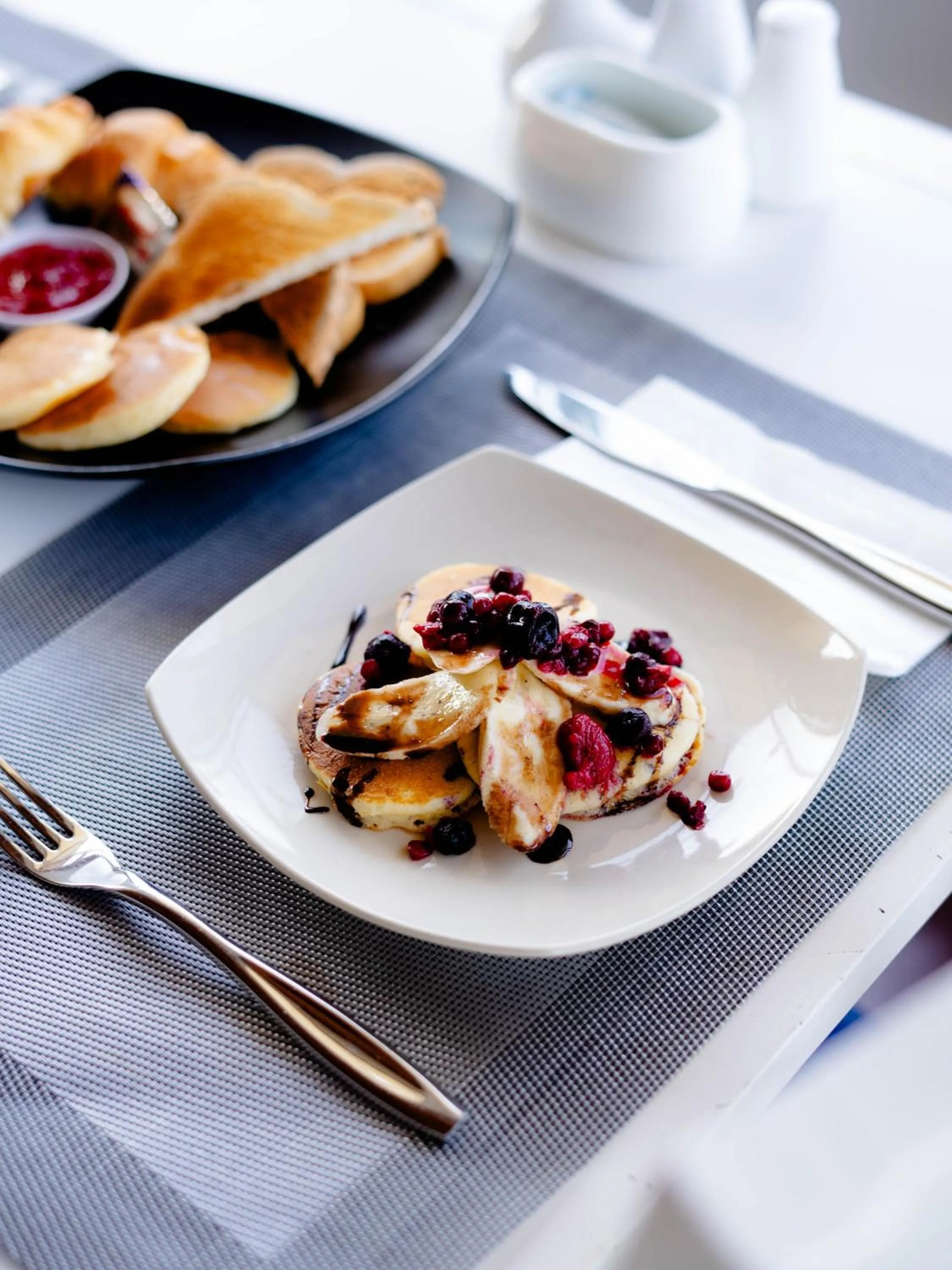 Food and drinks in Pinnacle Koh Tao Resort