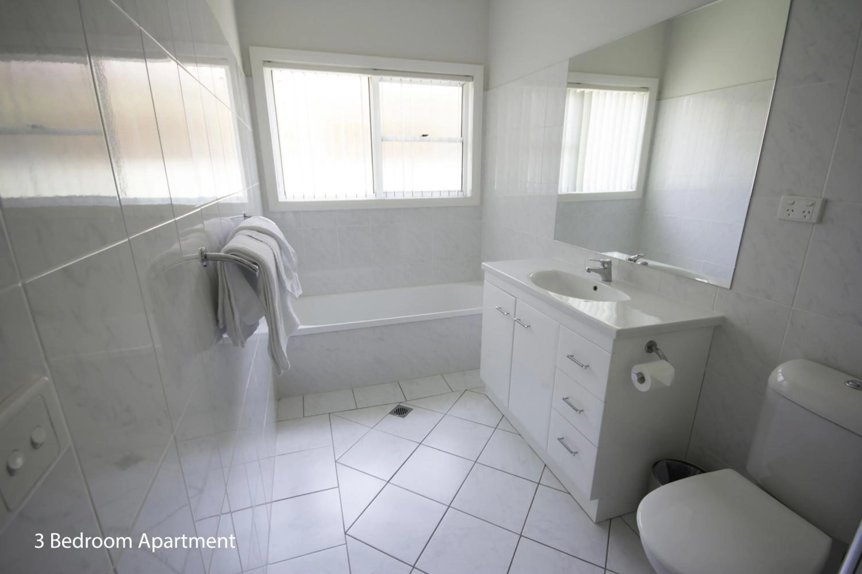 Bathroom in Charles Sturt Suites & Apartments