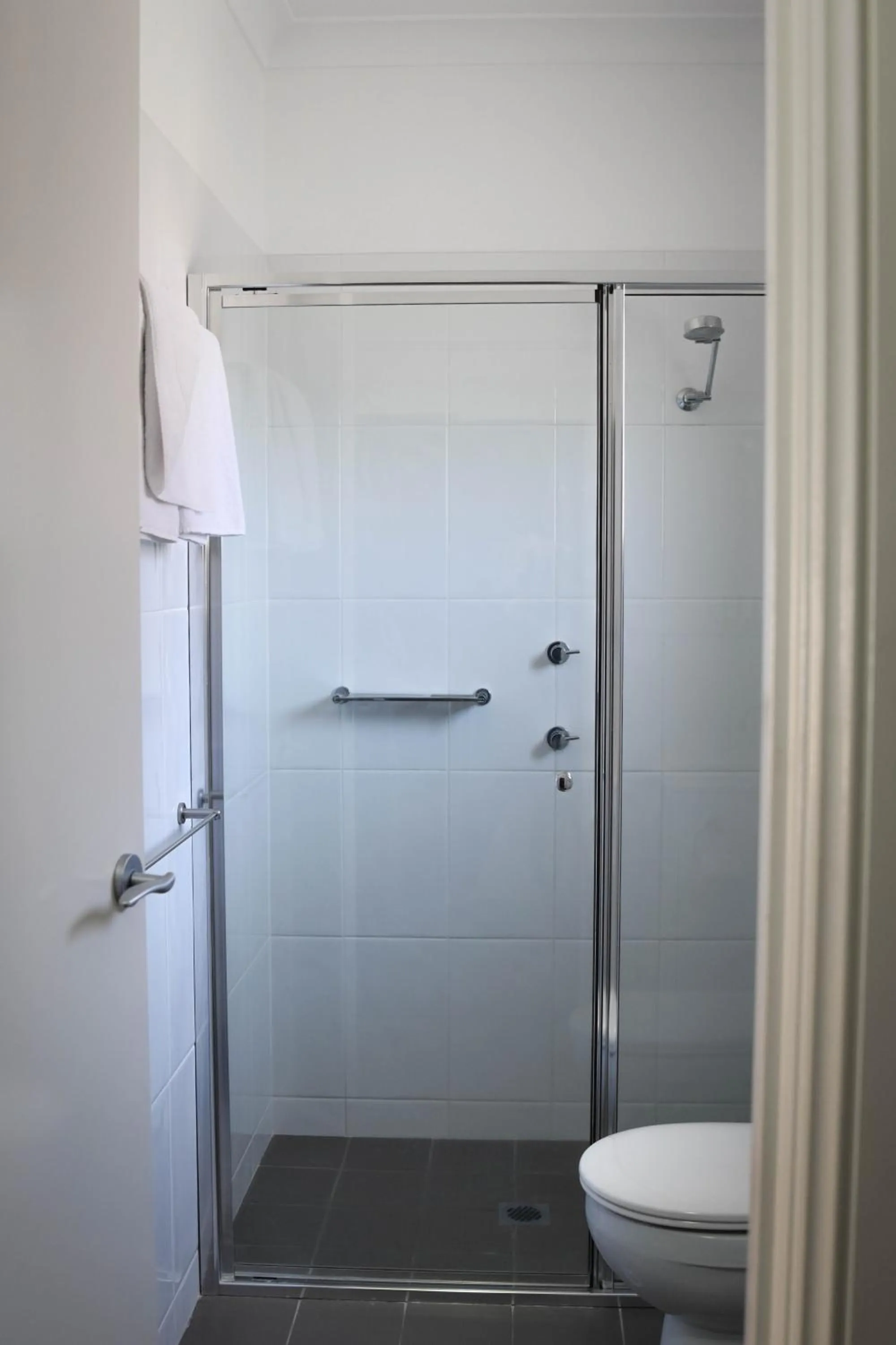 Bathroom in Charles Sturt Suites & Apartments