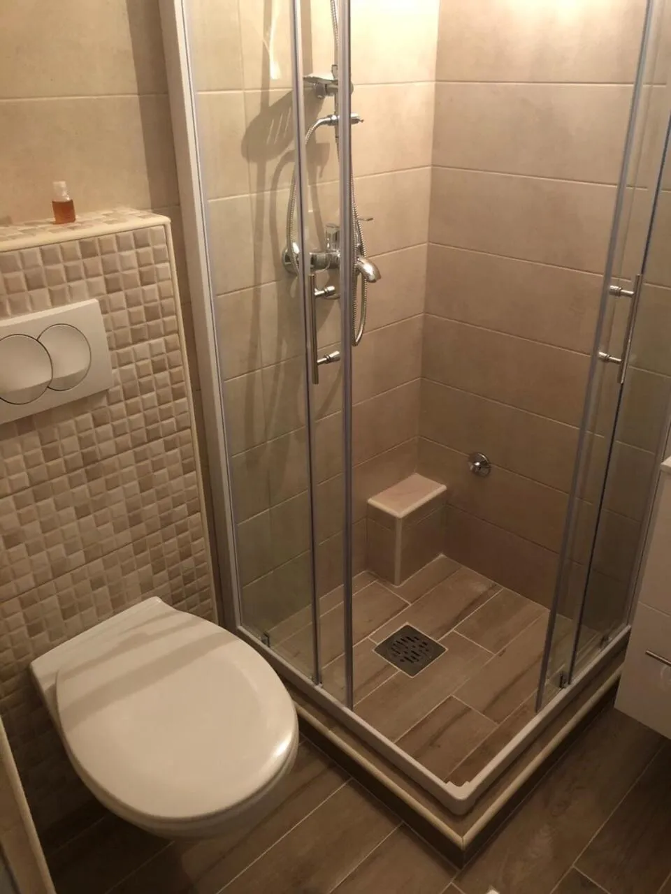 Shower in Monte Perla Residence