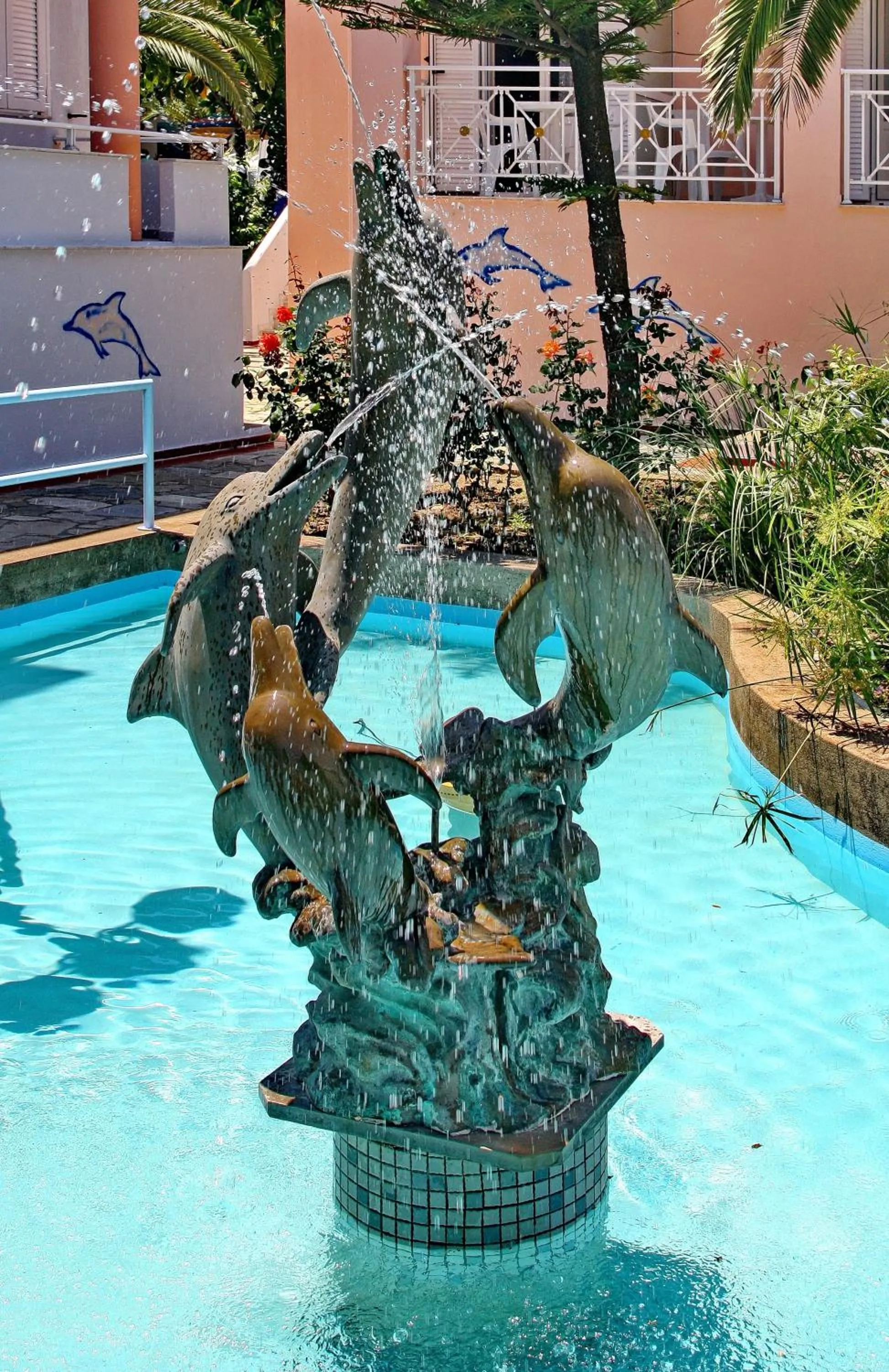 Decorative detail in Dolphin Hotel