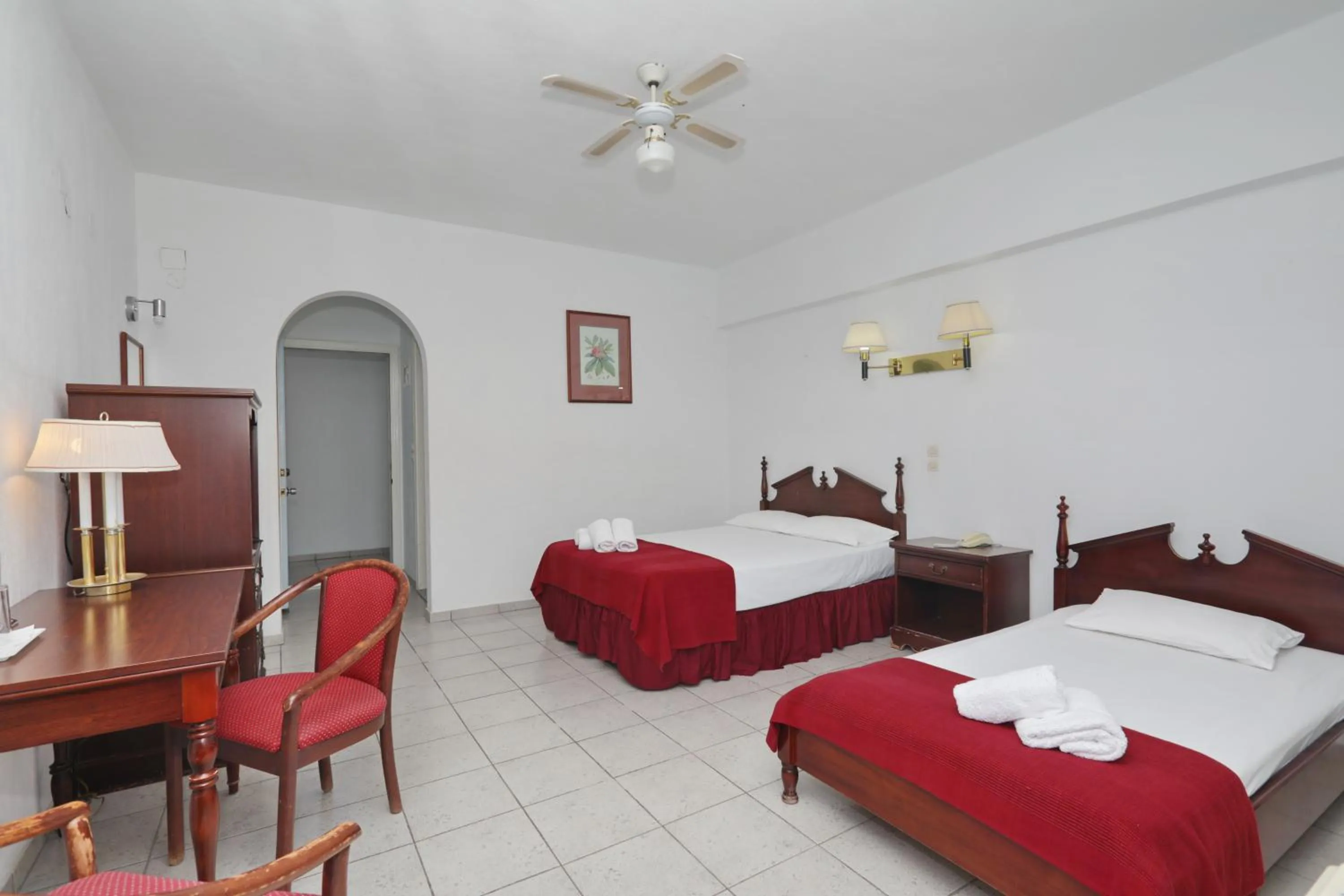 Photo of the whole room, Bed in Dolphin Hotel