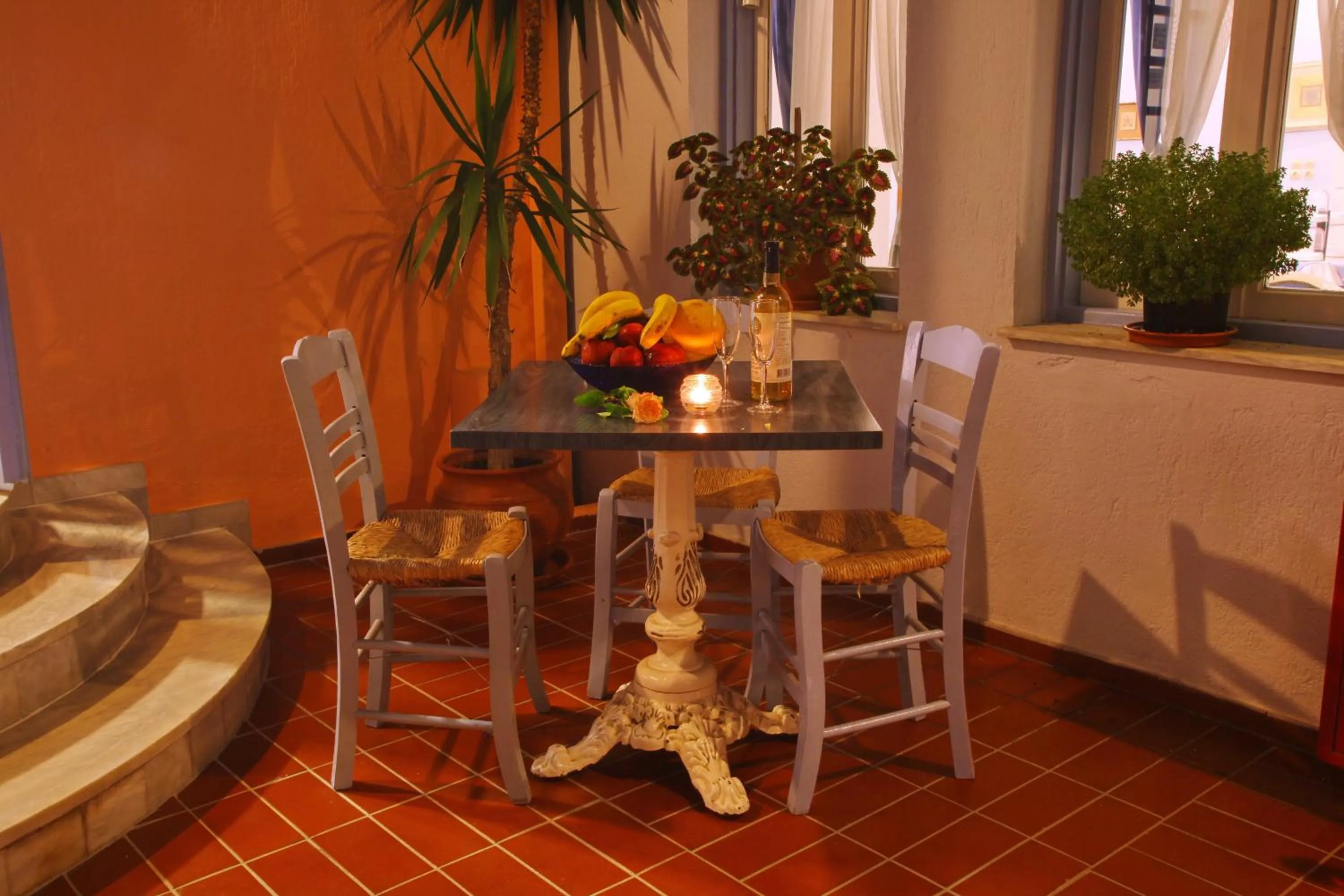 Decorative detail in Dolphin Hotel