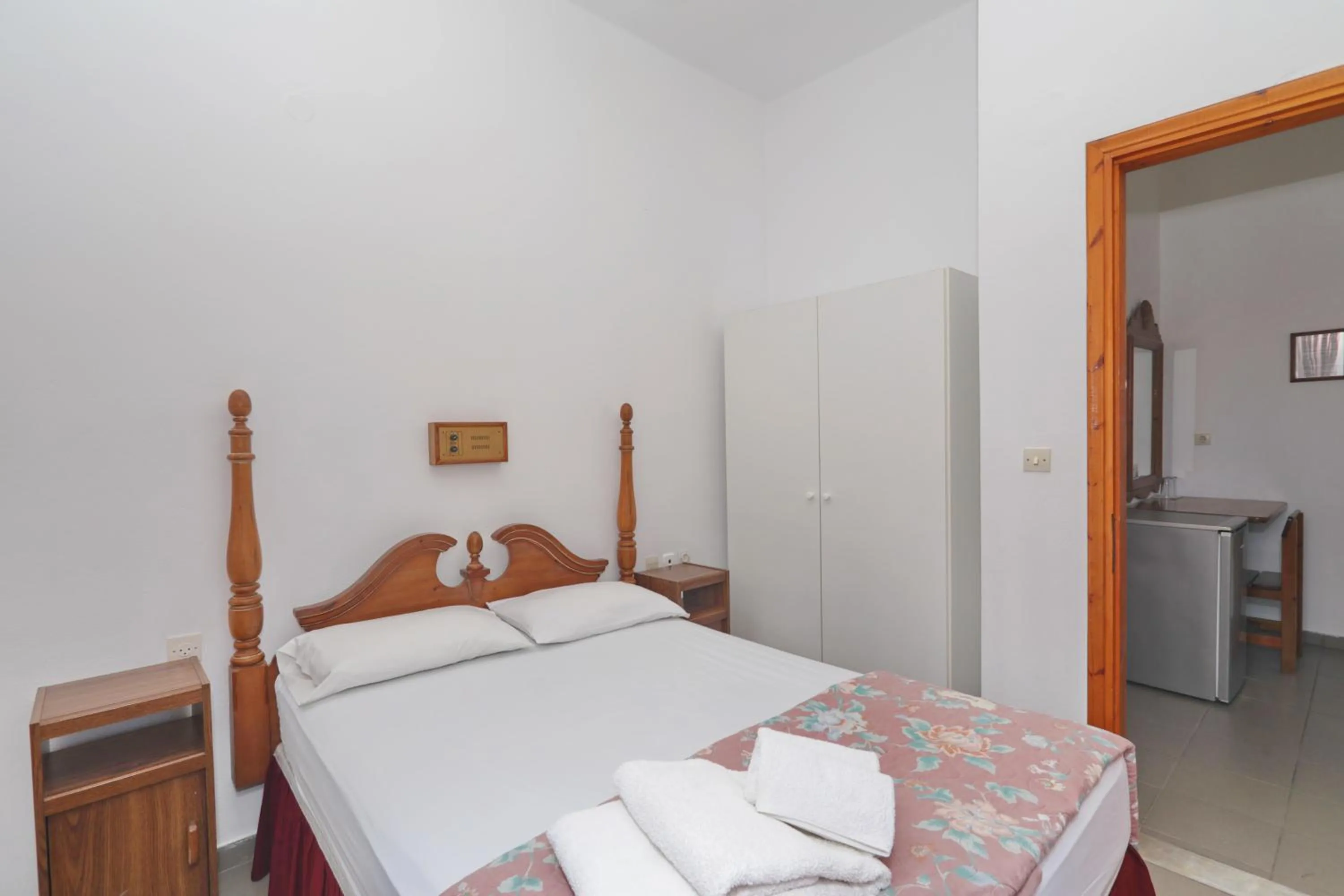 Superior Triple Room with Garden View in Dolphin Hotel