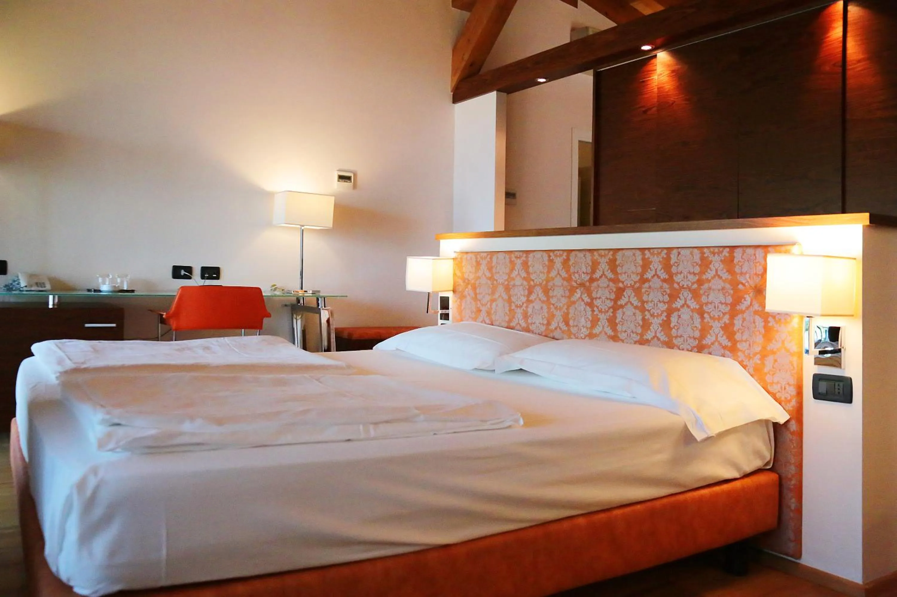 Photo of the whole room, Bed in Hotel Lido