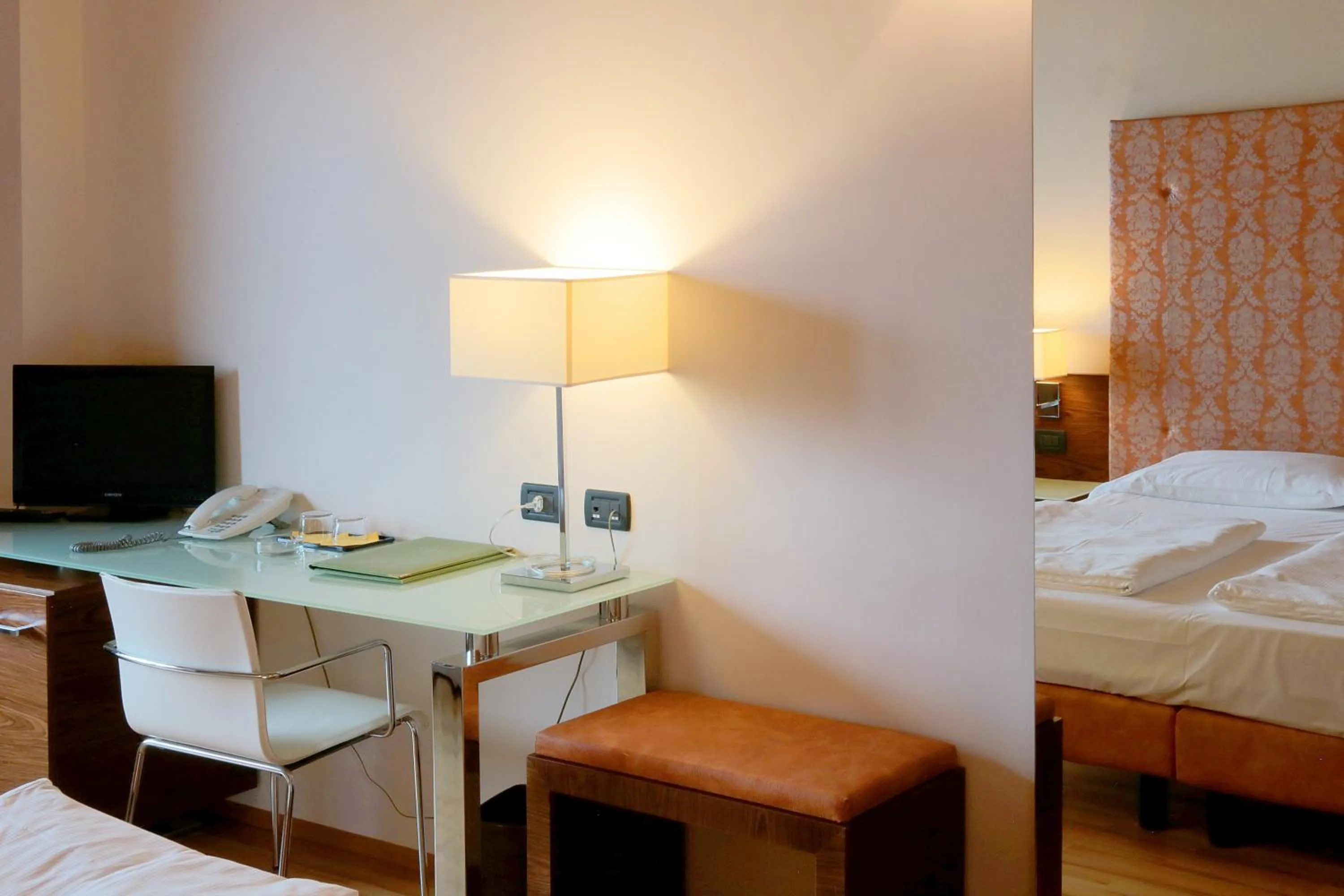 Photo of the whole room, Bed in Hotel Lido