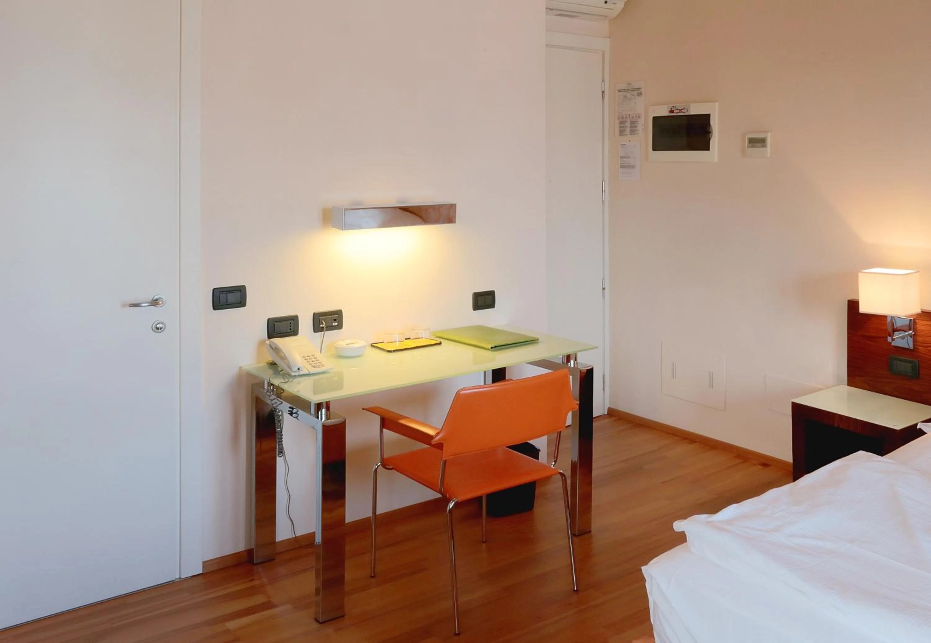 Photo of the whole room, Bed in Hotel Lido