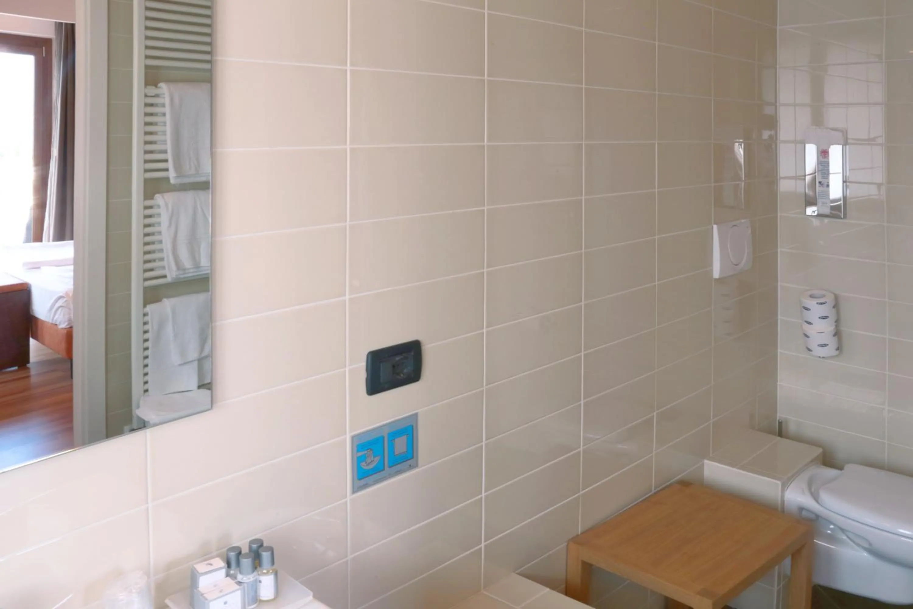 Bathroom in Hotel Lido