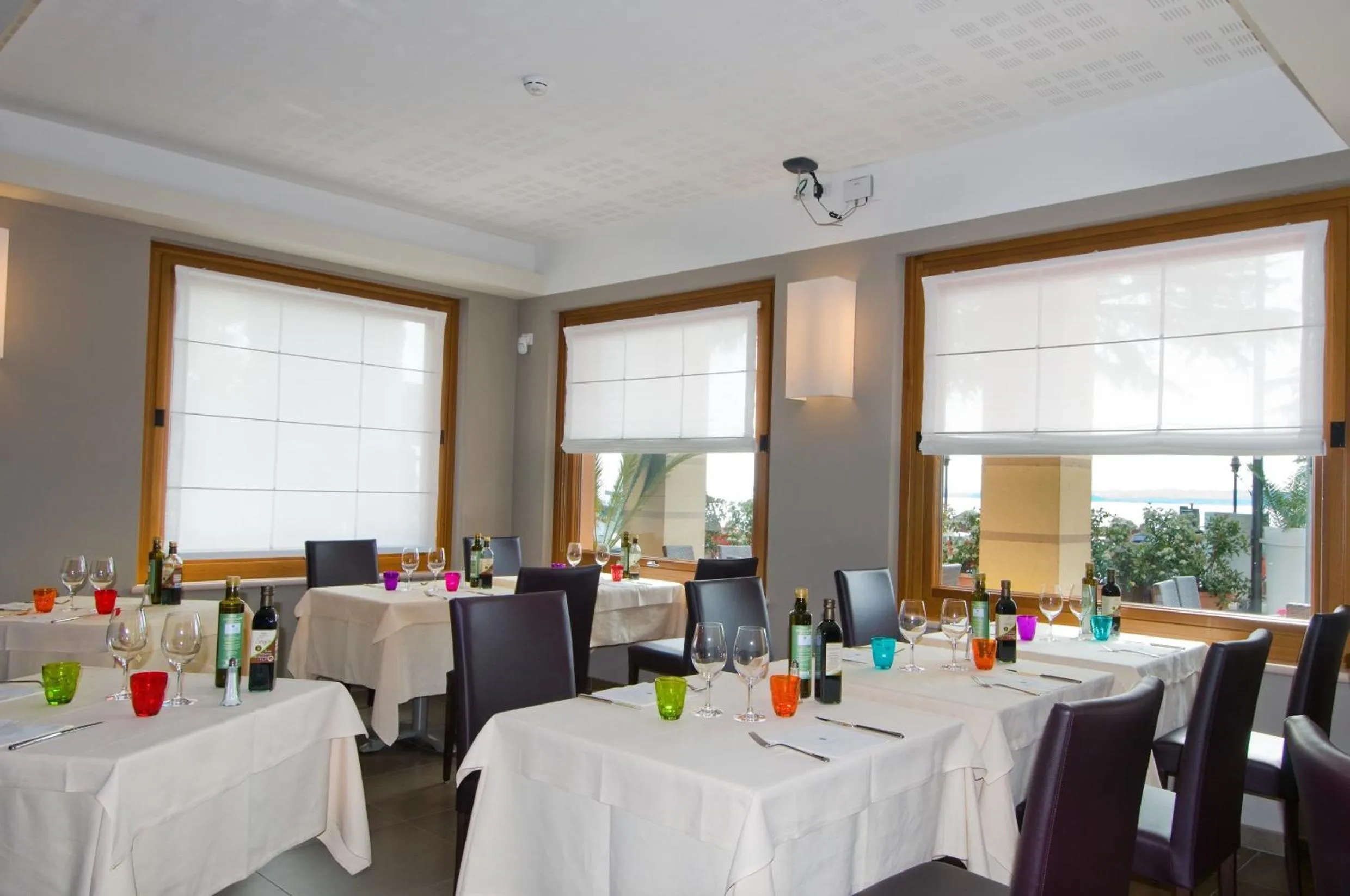 Restaurant/places to eat in Hotel Lido