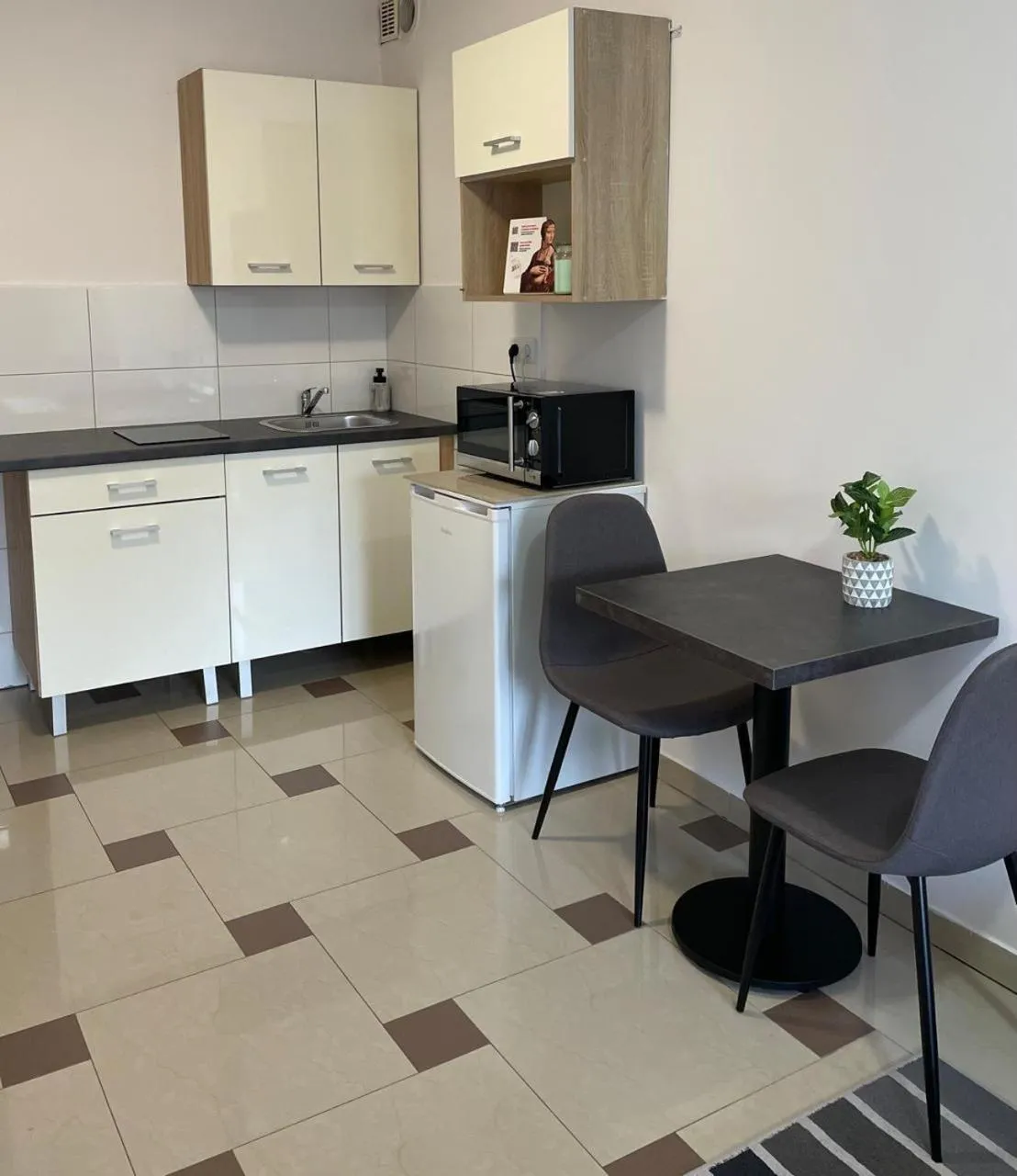 Kitchen or kitchenette in Bubble Hostel