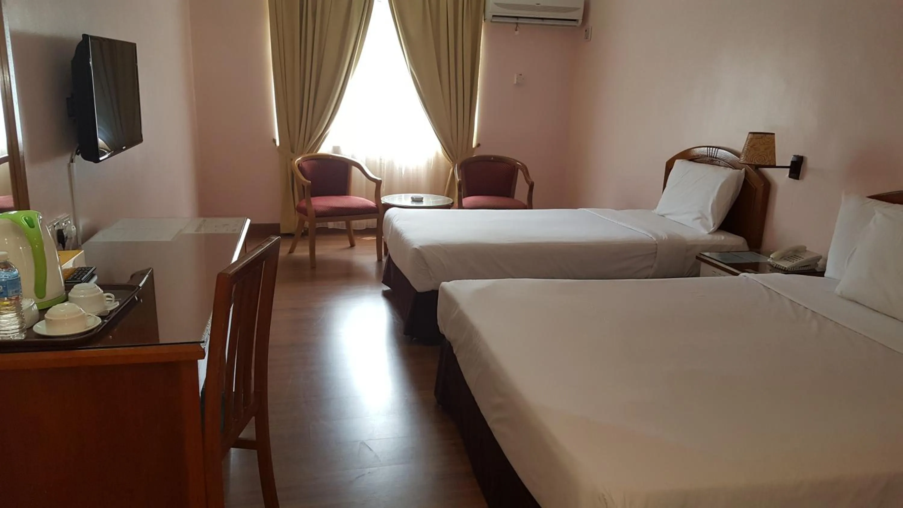 Bed in Hotel Seri Malaysia Bagan Lalang