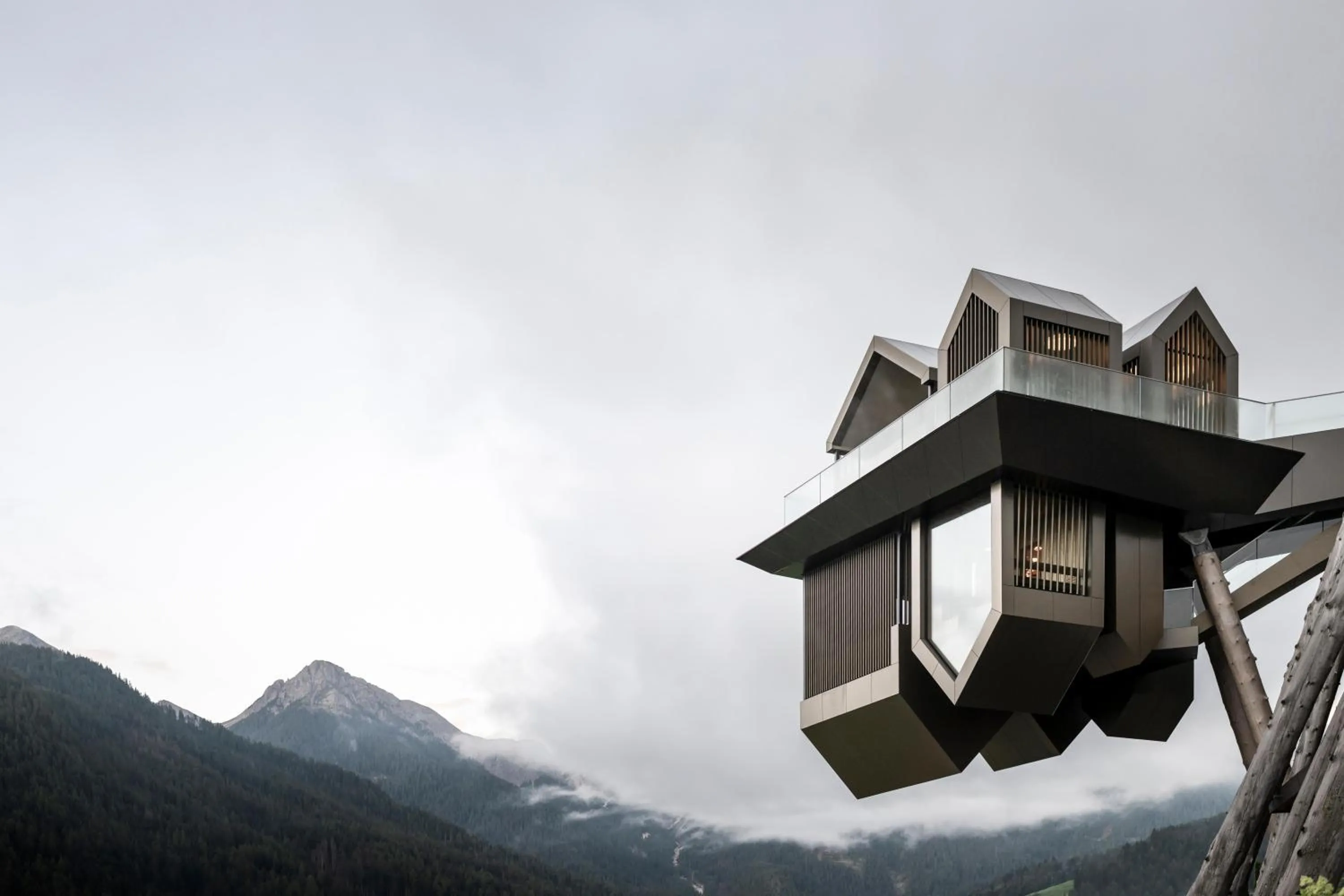 Property building in Hotel Hubertus