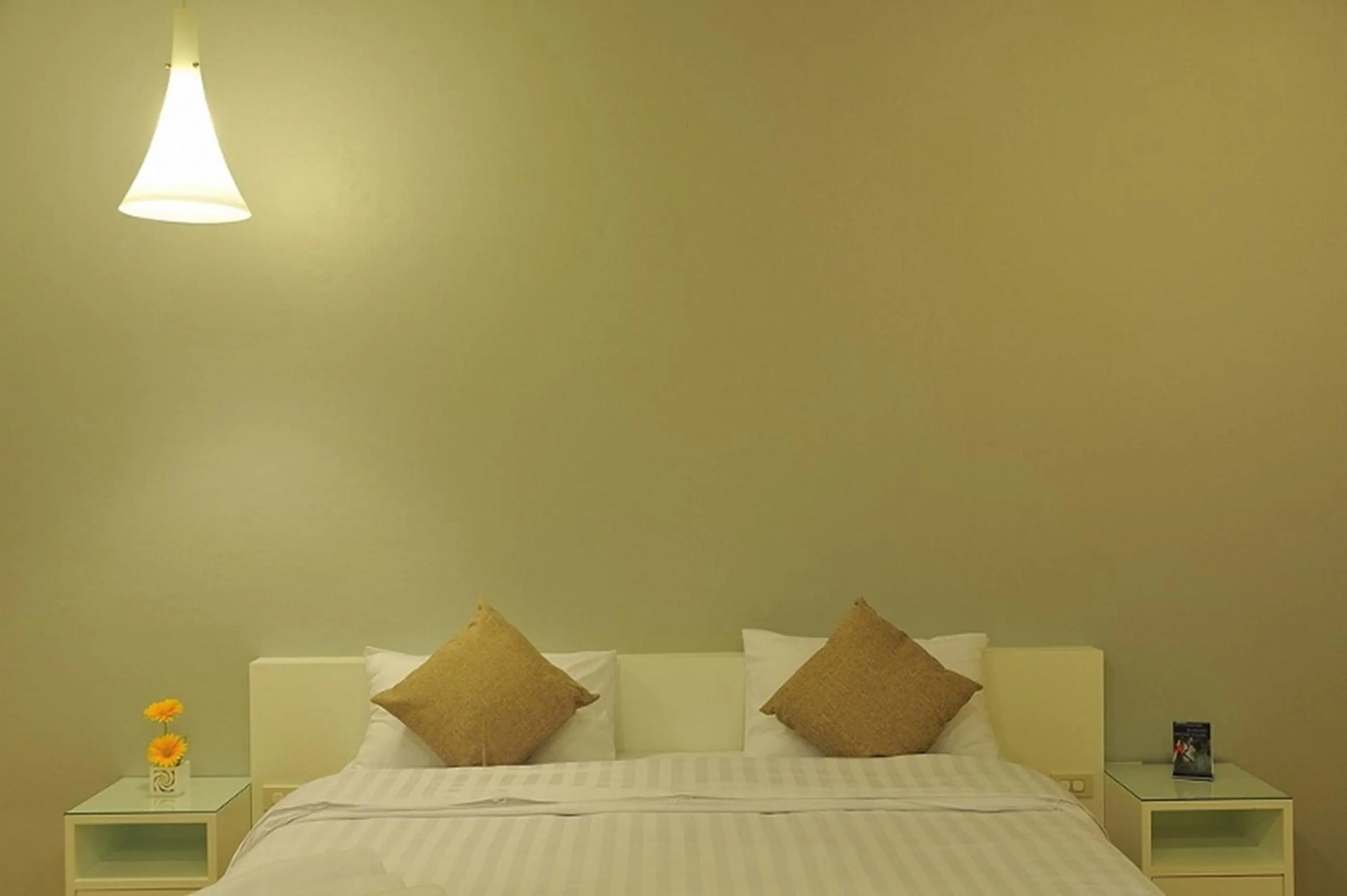 Bed in Clear House Phuket