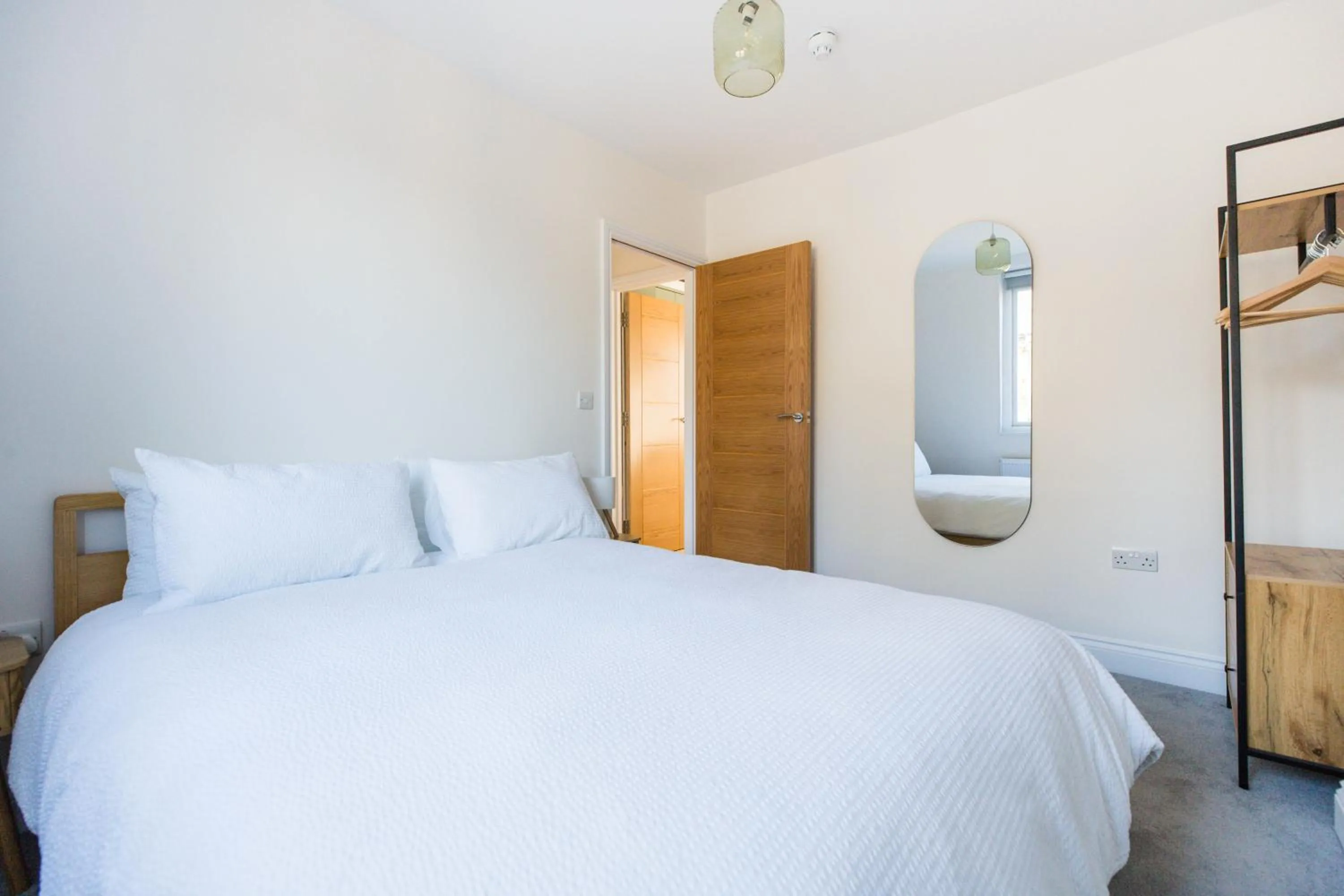 Bedroom, Bed in St Athans Hotel