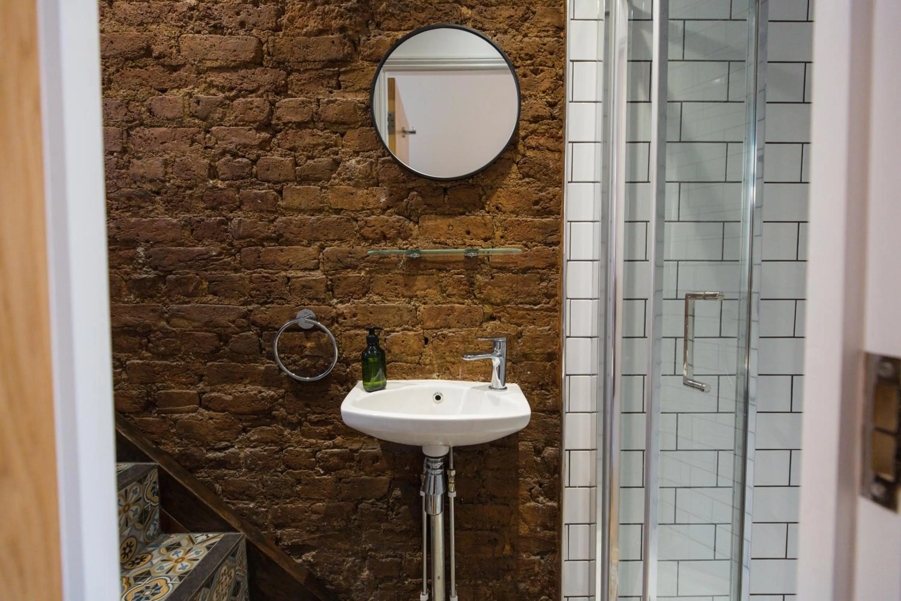 Bathroom in St Athans Hotel