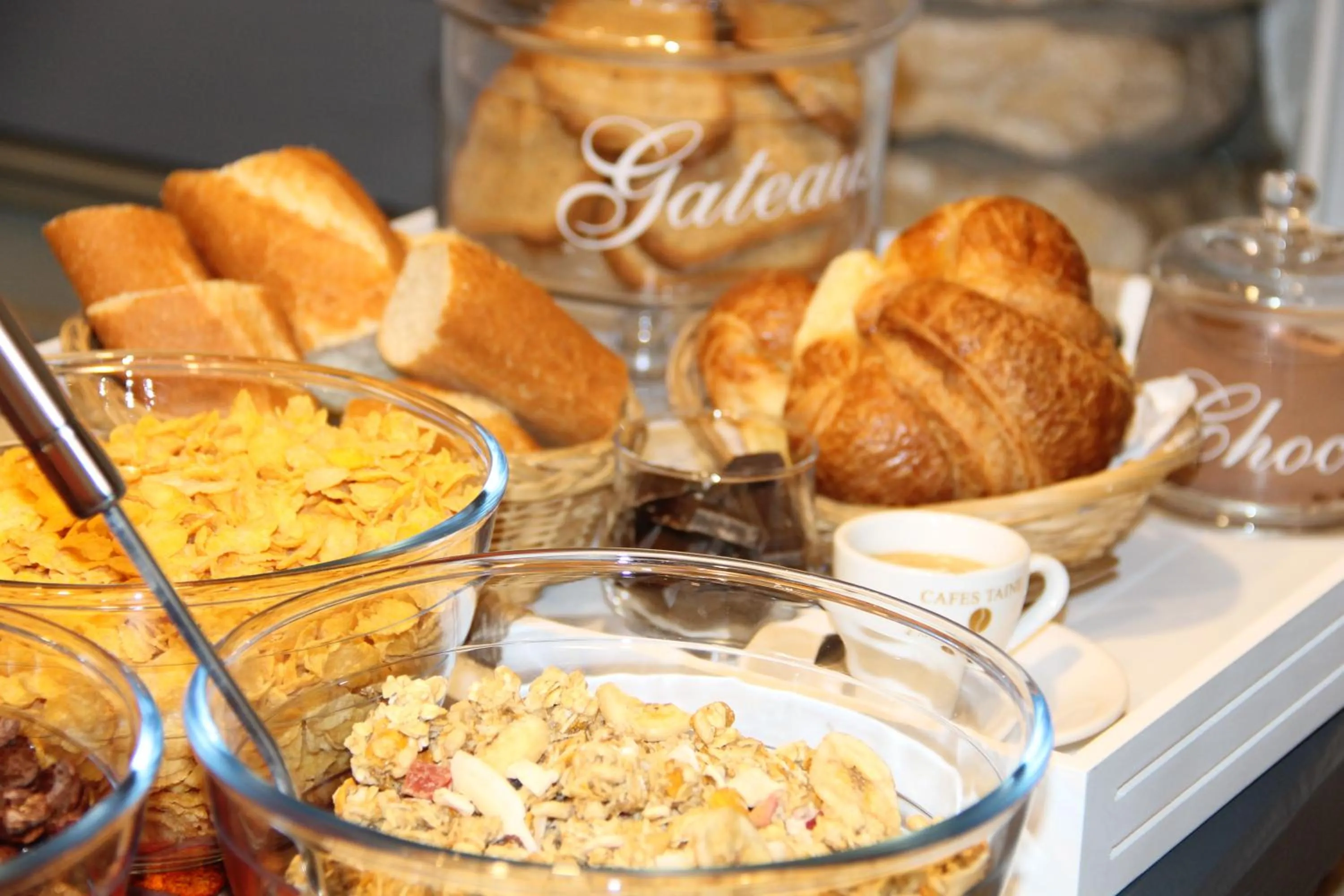 Breakfast in Hôtel Le Sainte Florence