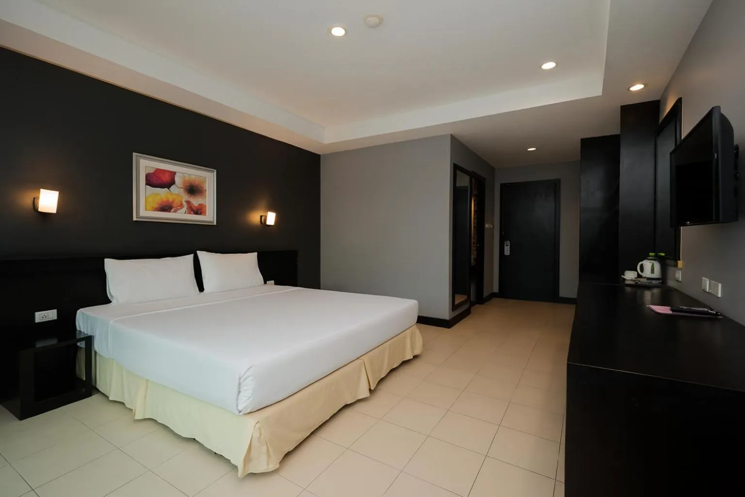 Bed in Tuana Hotels The Natural Resort