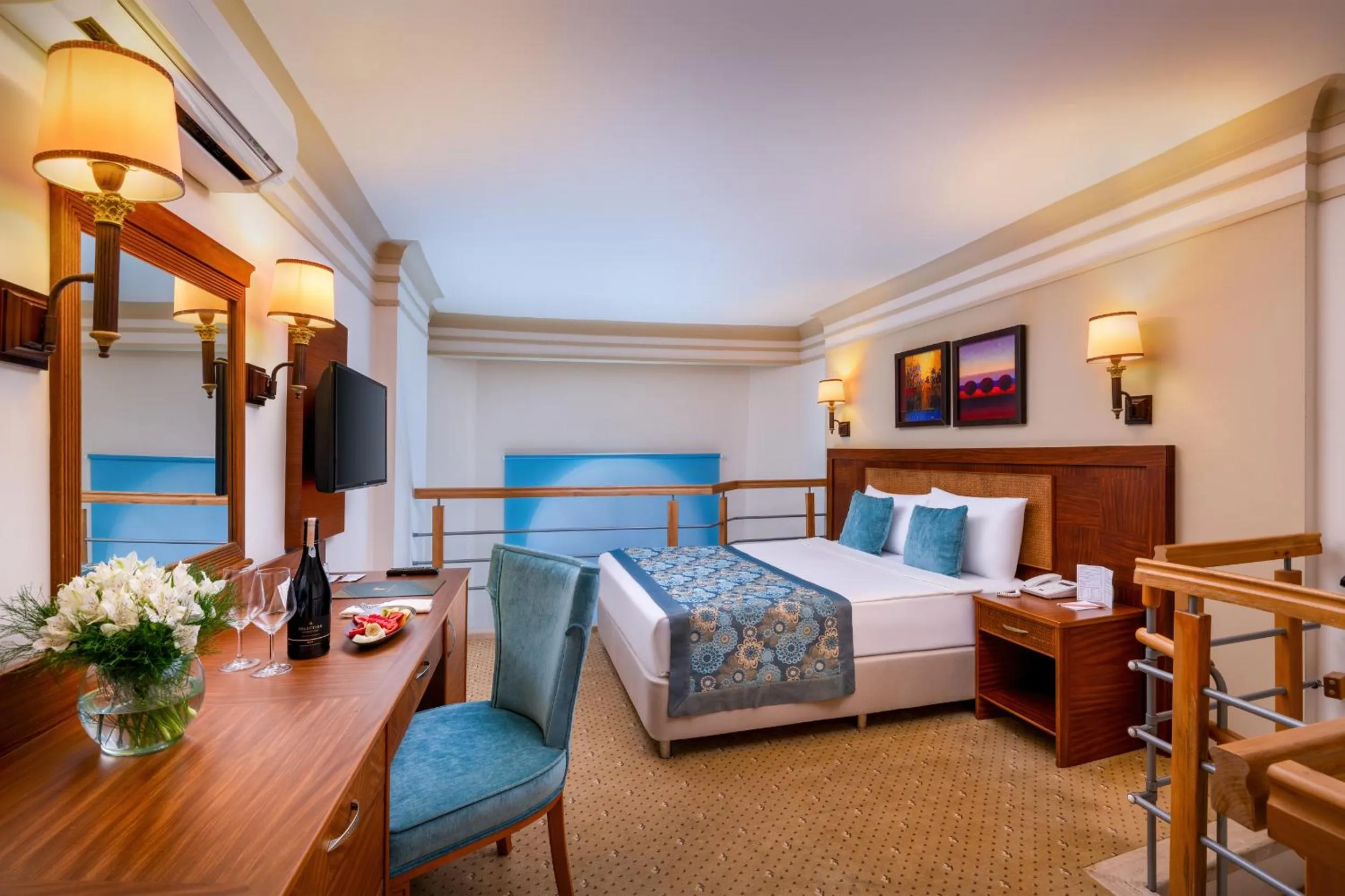 Bed in Villa Side Hotel