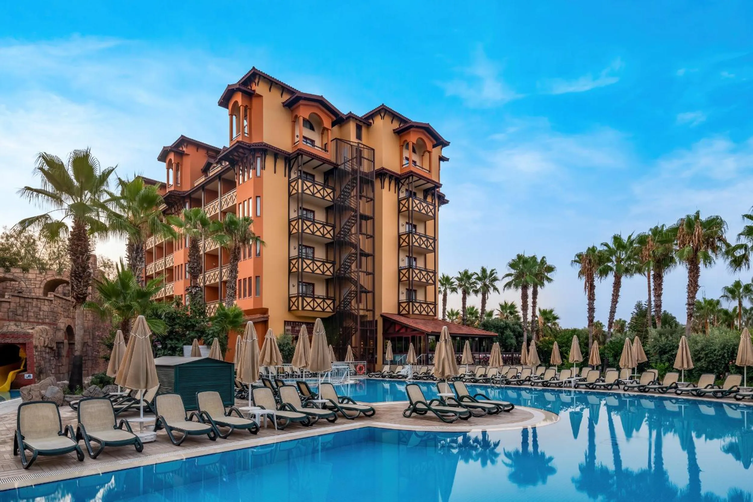 Property building in Villa Side Hotel