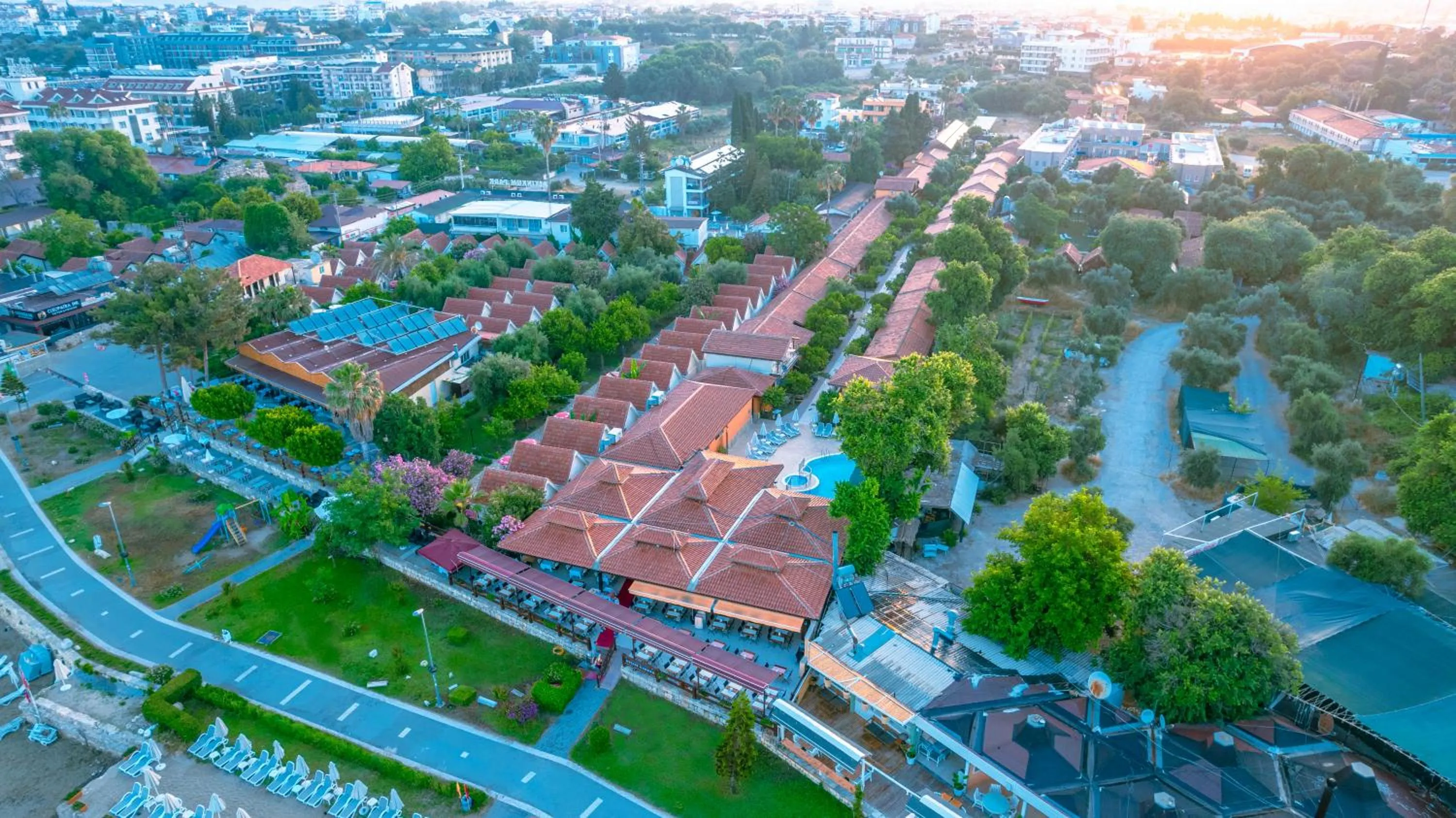 Property building in Ozlem Garden Hotel
