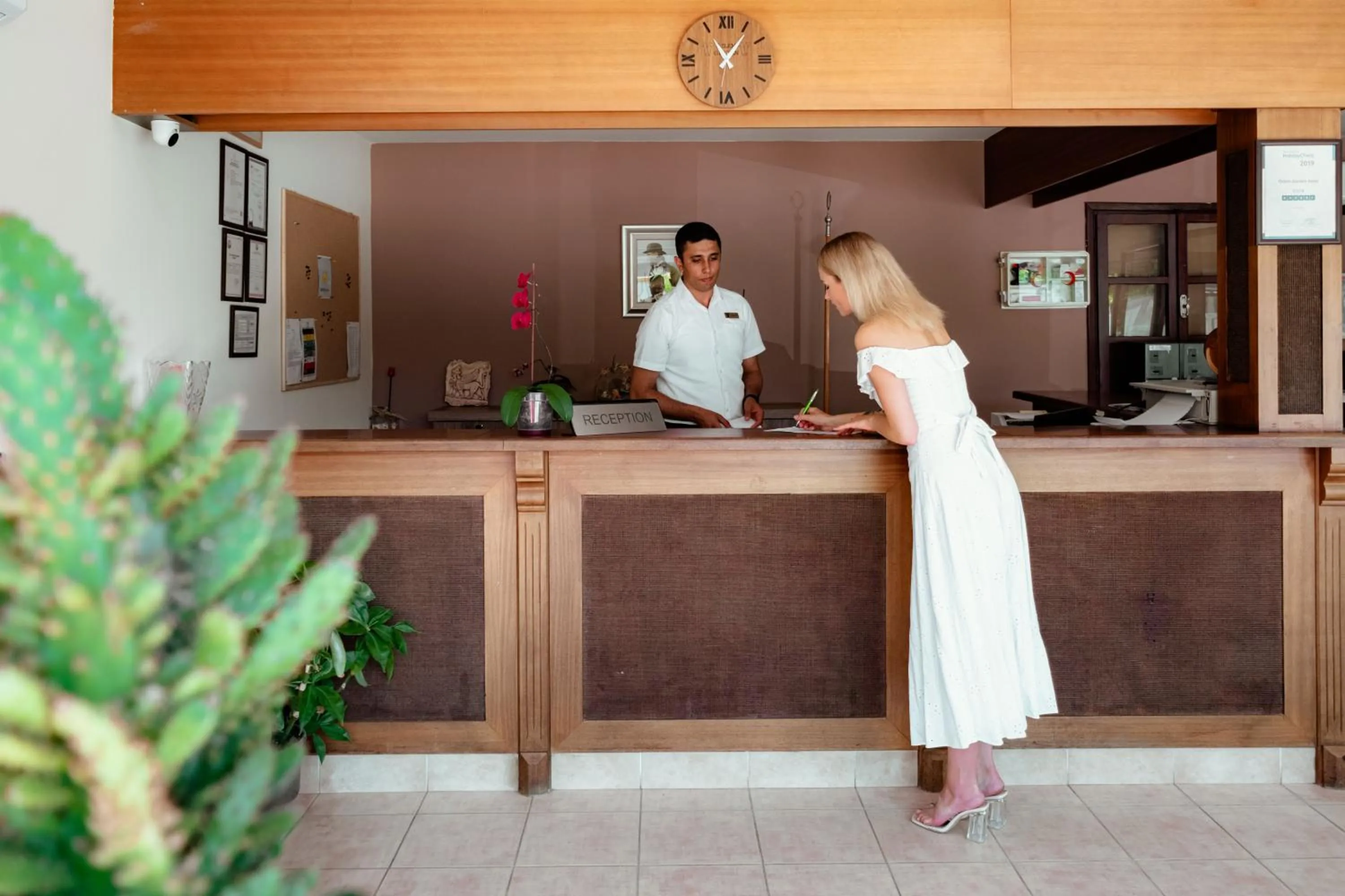 Lobby or reception in Ozlem Garden Hotel