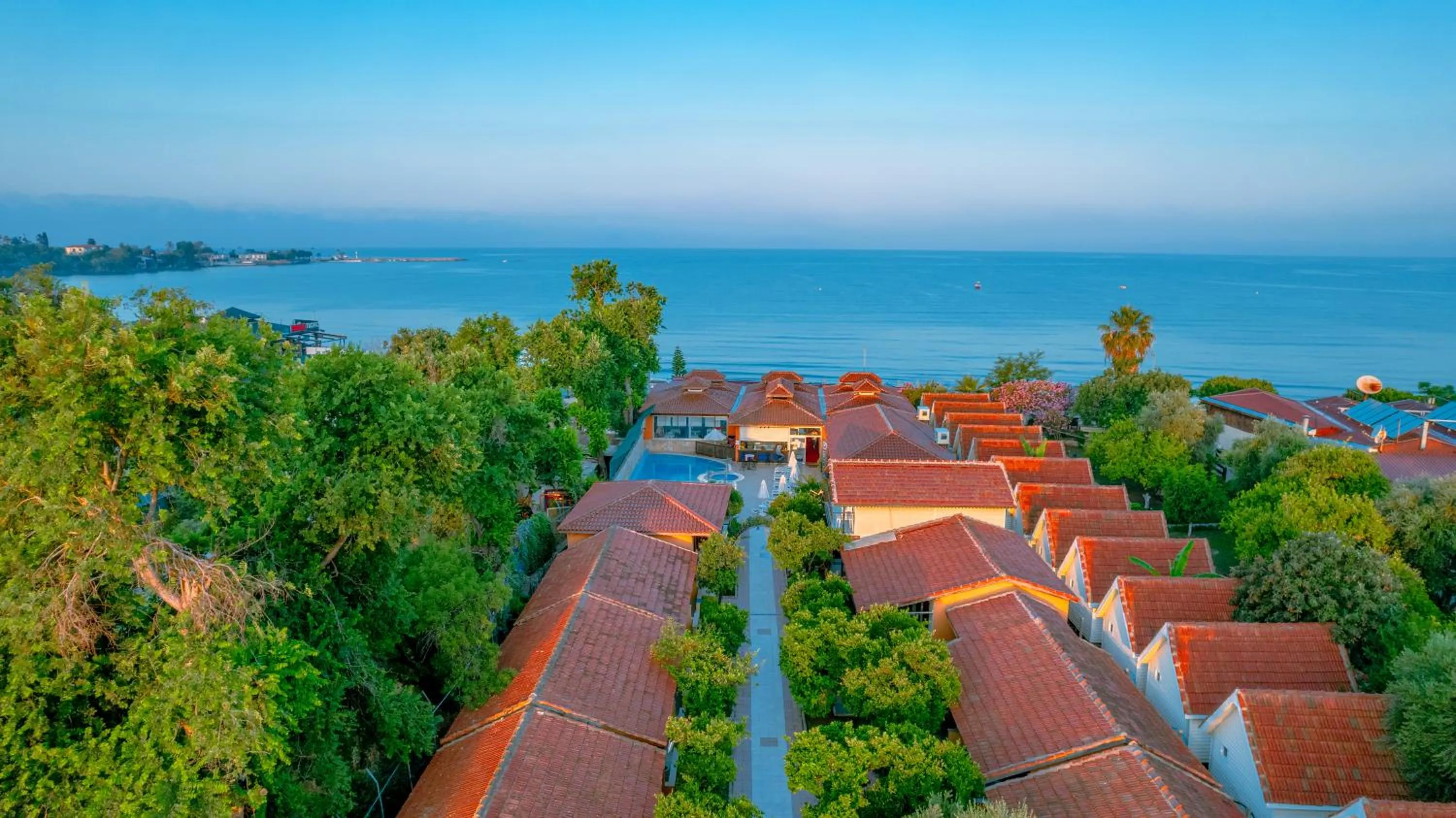 Property building in Ozlem Garden Hotel