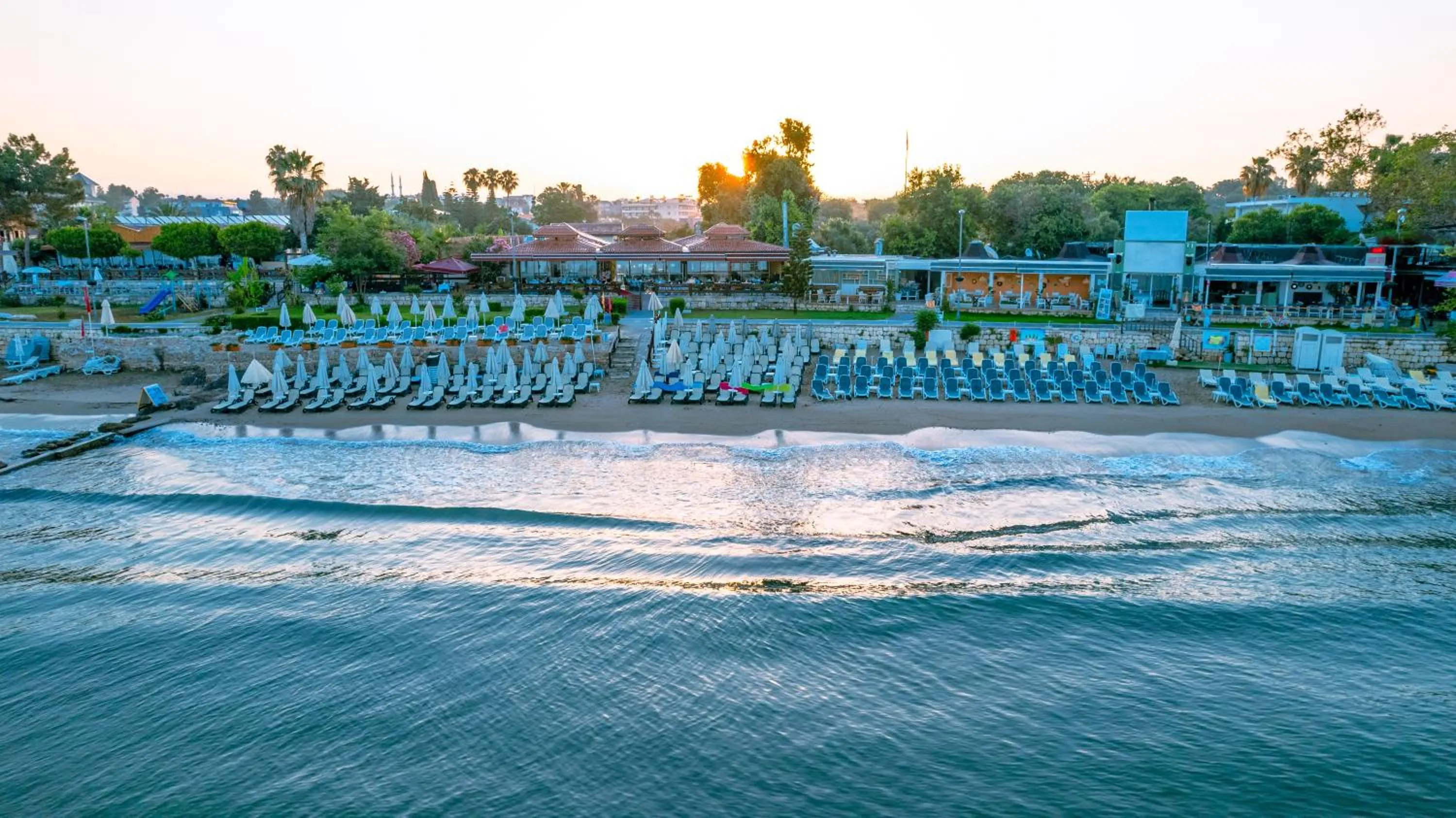 Property building in Ozlem Garden Hotel