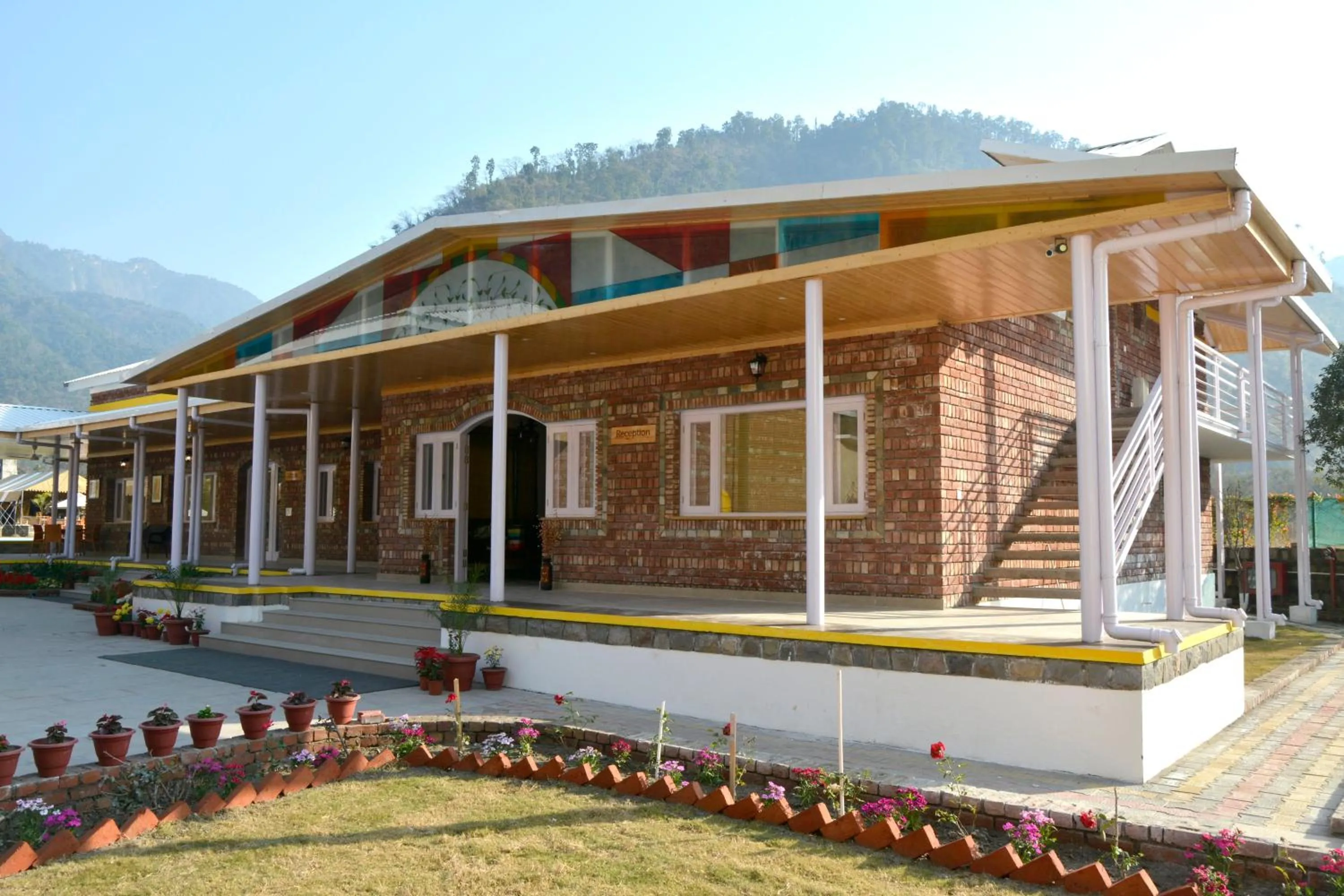 Four Banyans Spirit & Nature Resort