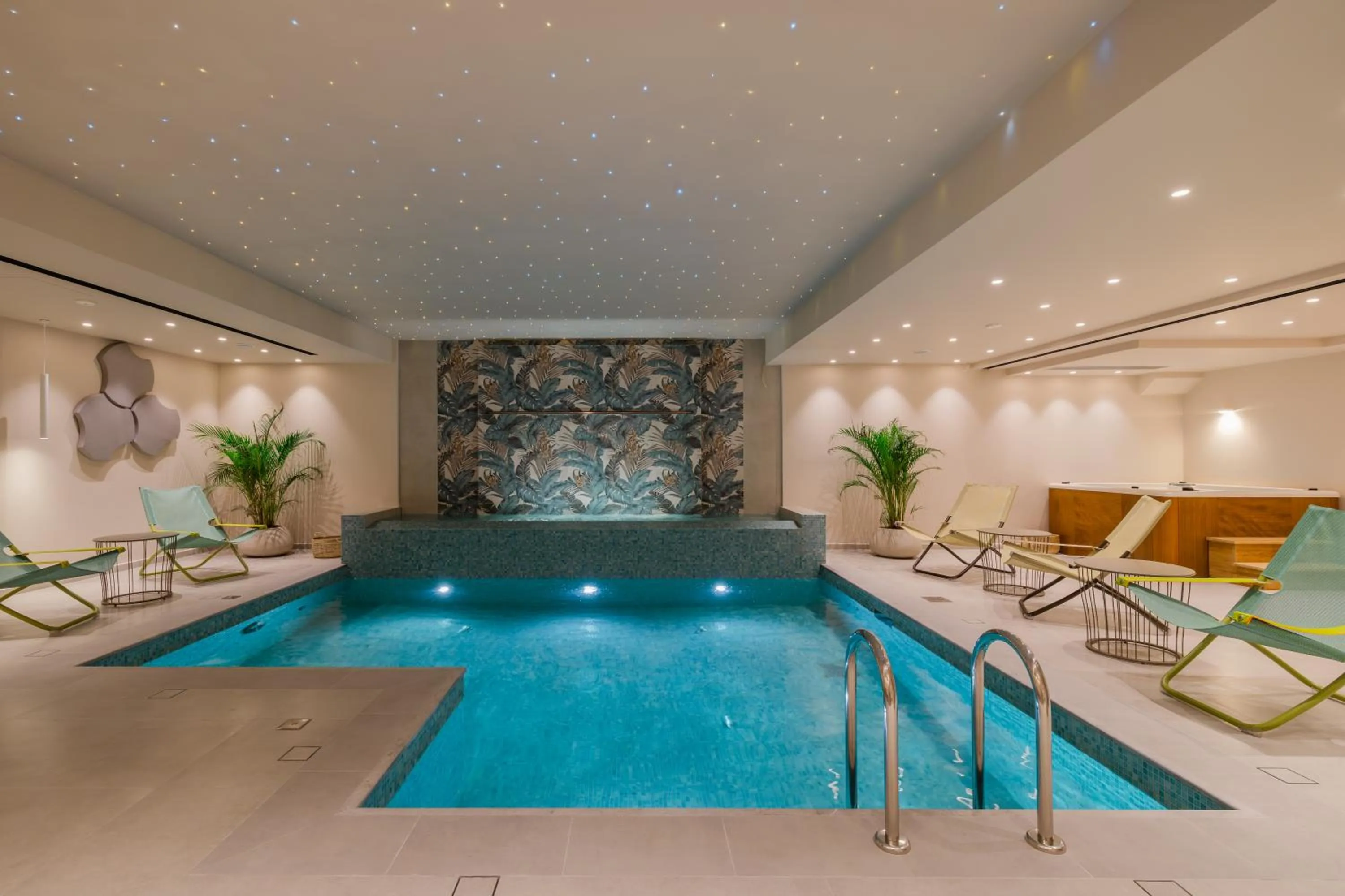 Ionian Plaza Hotel & Spa