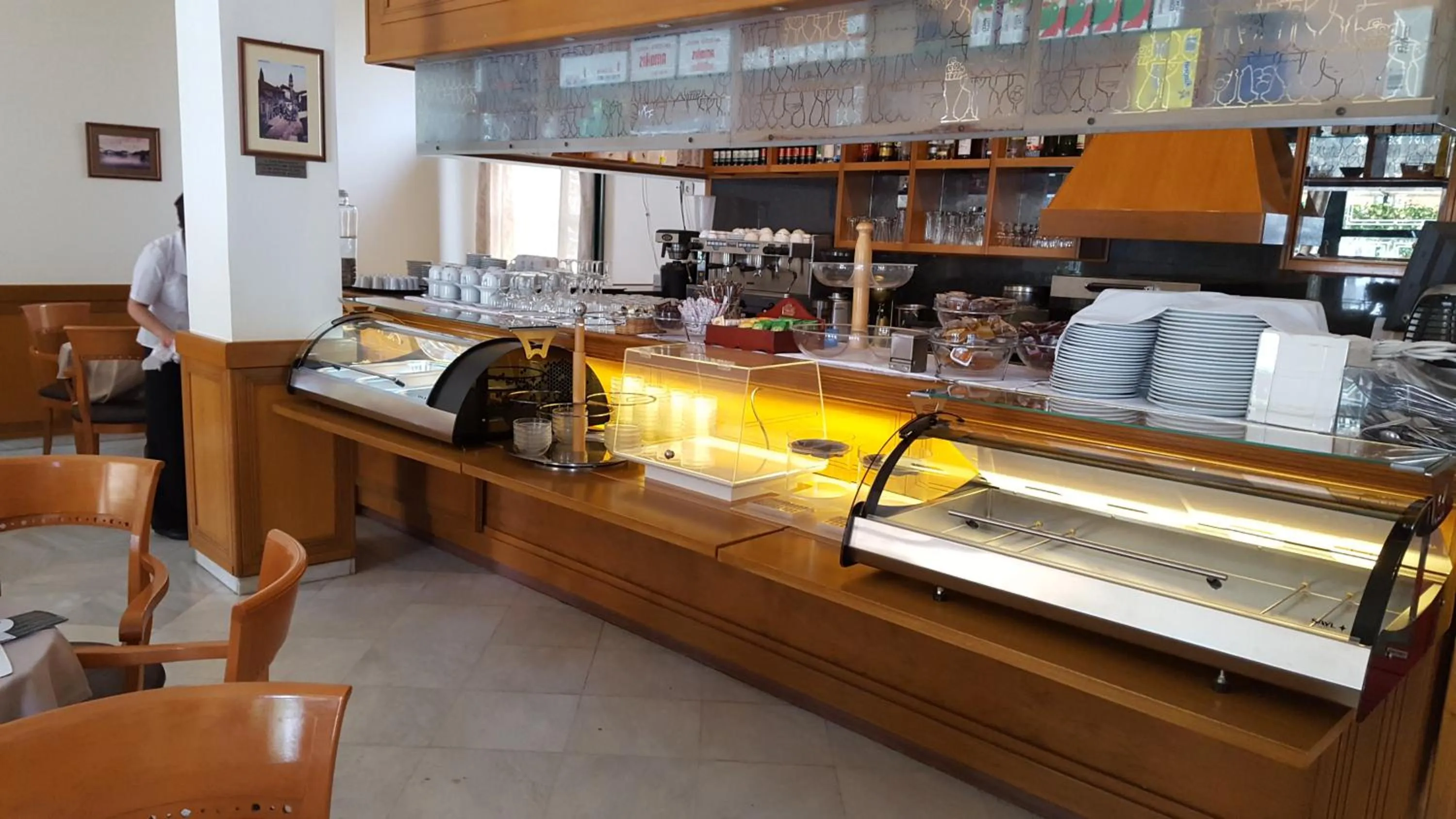 Ionian Plaza Hotel & Spa