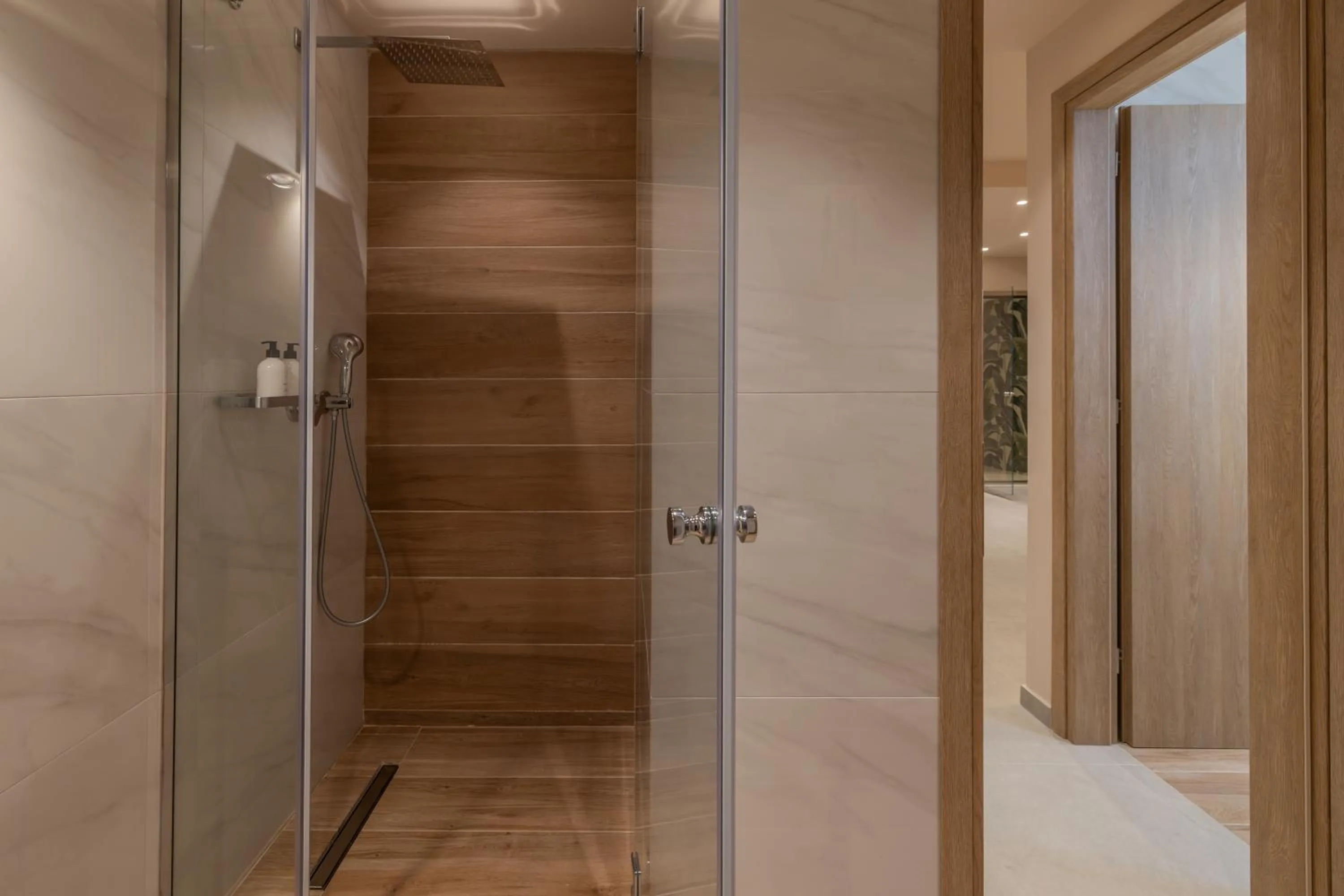 Ionian Plaza Hotel & Spa