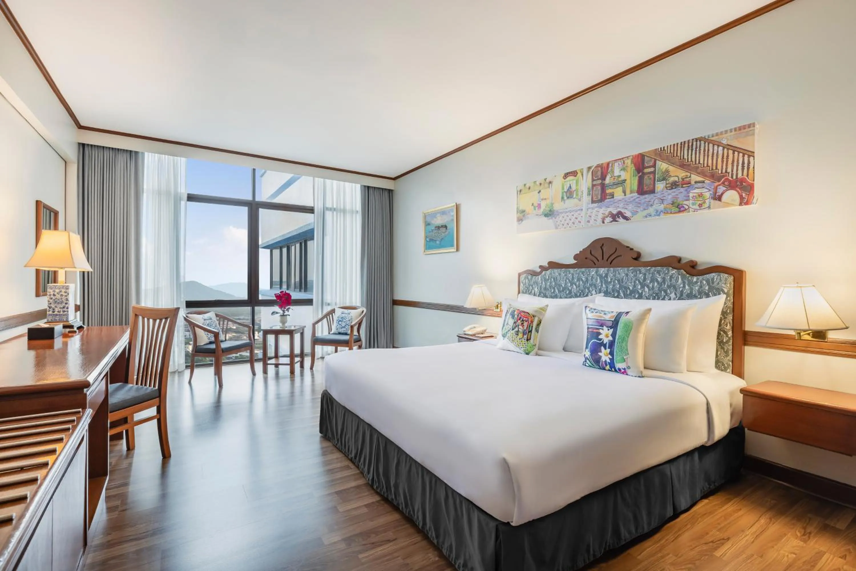 Bedroom, Bed in Royal Phuket City Hotel