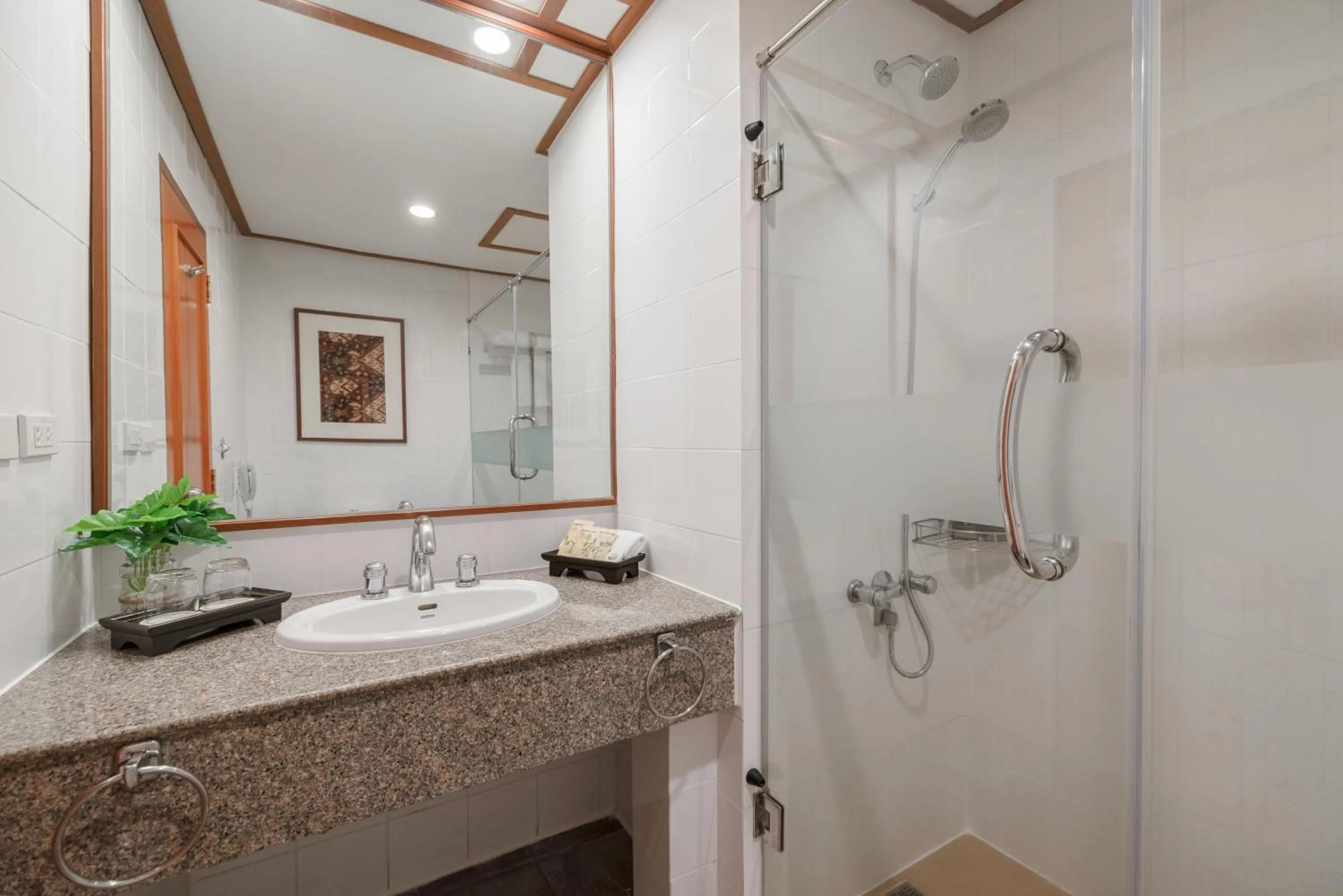 Shower in Royal Phuket City Hotel