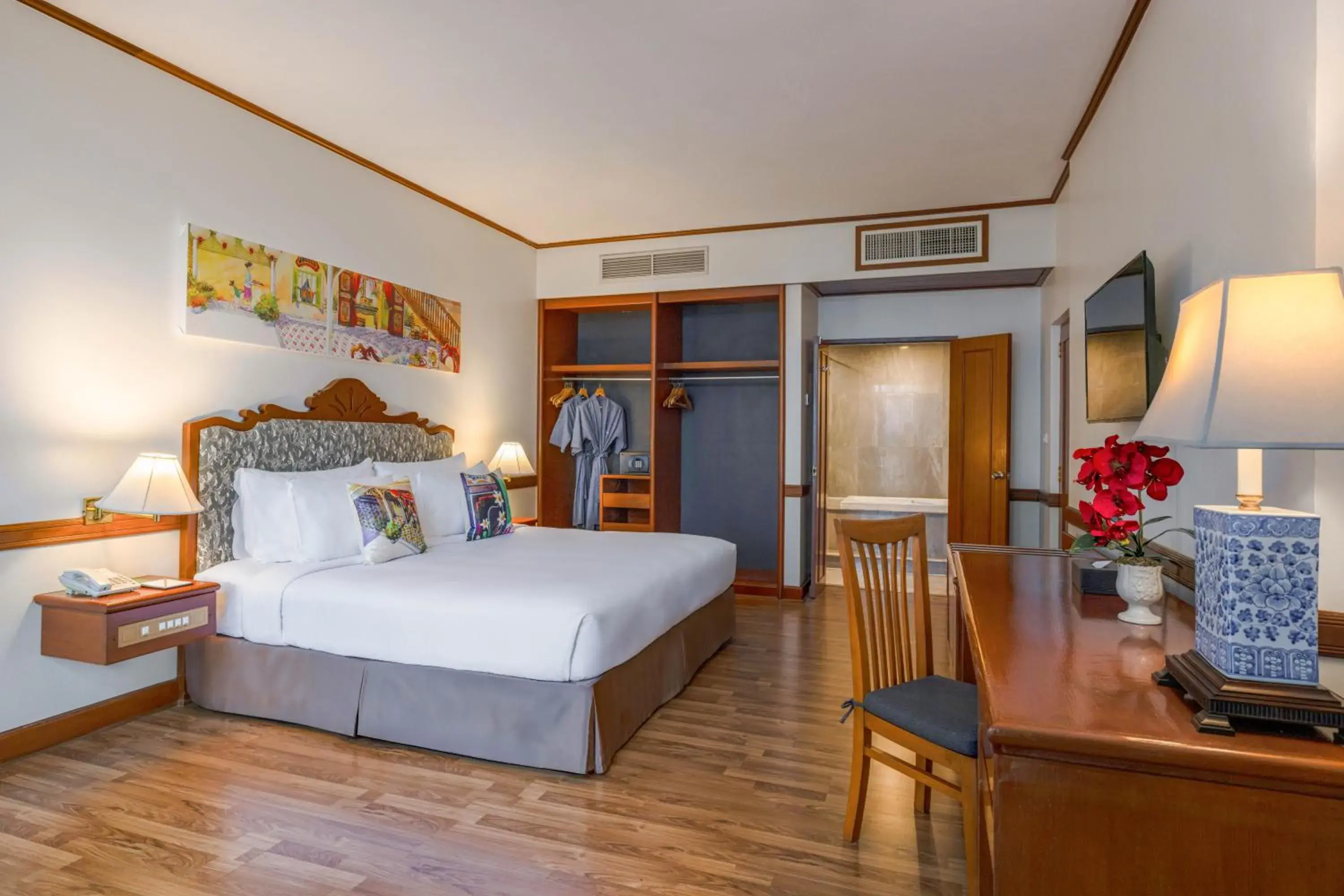 Executive Suite in Royal Phuket City Hotel Executive Suite in Royal Phuket City Hotel