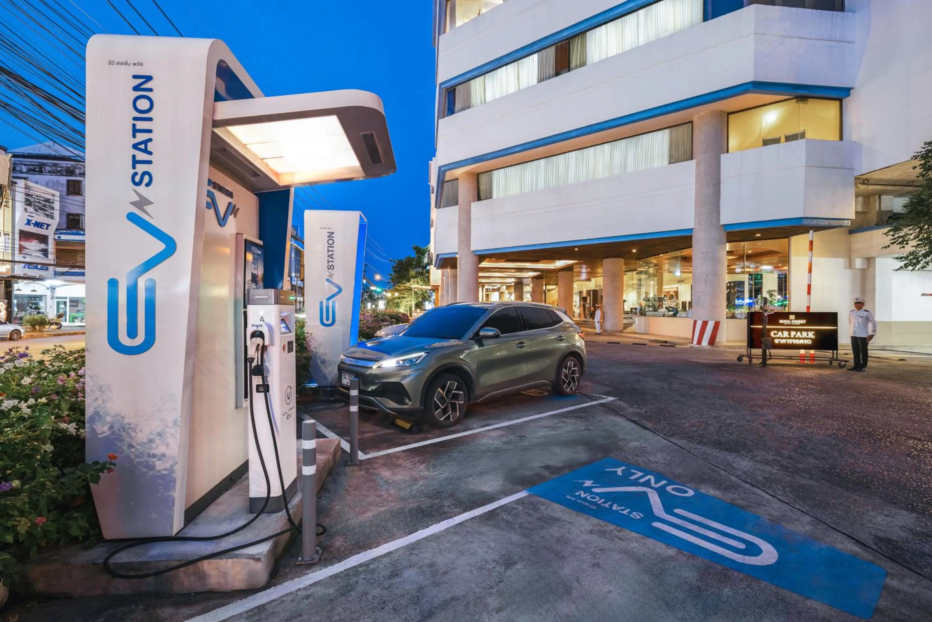 Parking in Royal Phuket City Hotel