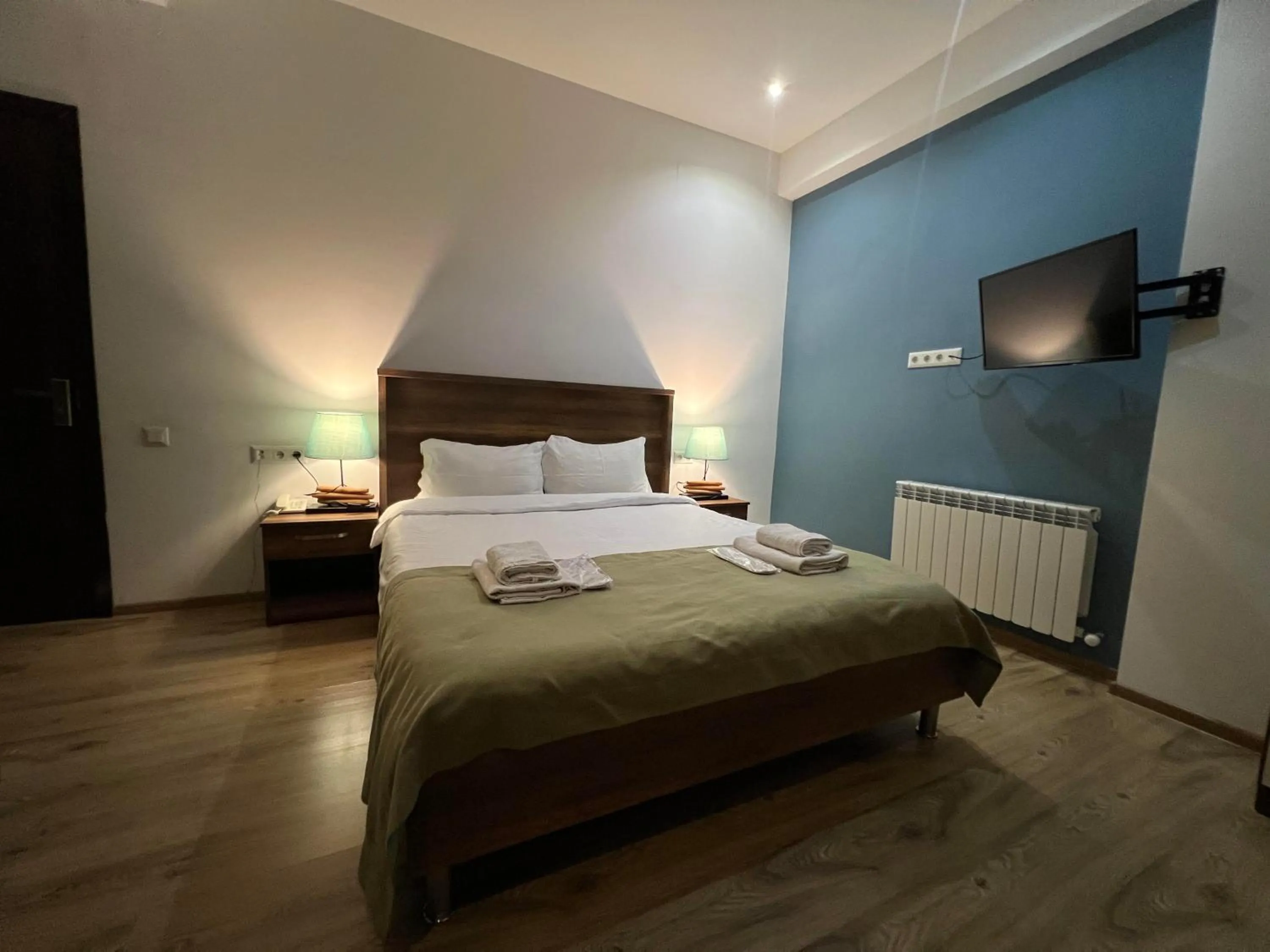 Bed in Hotel King Tom