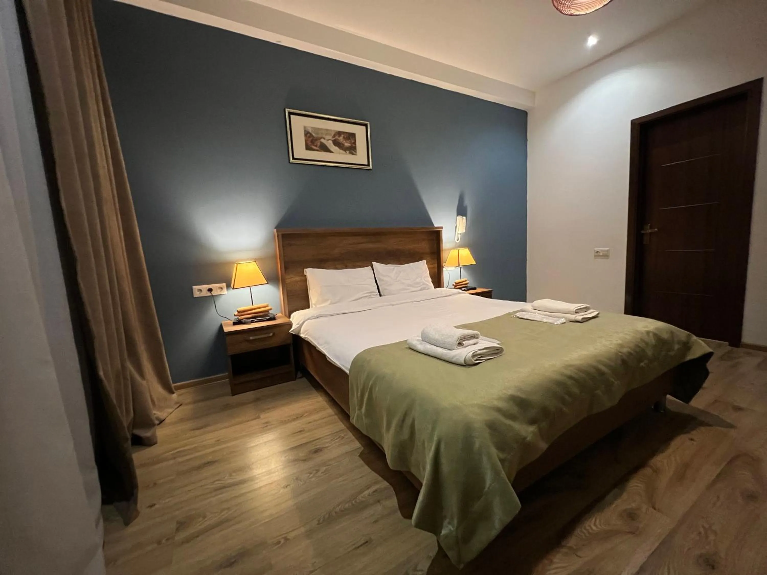 Bed in Hotel King Tom