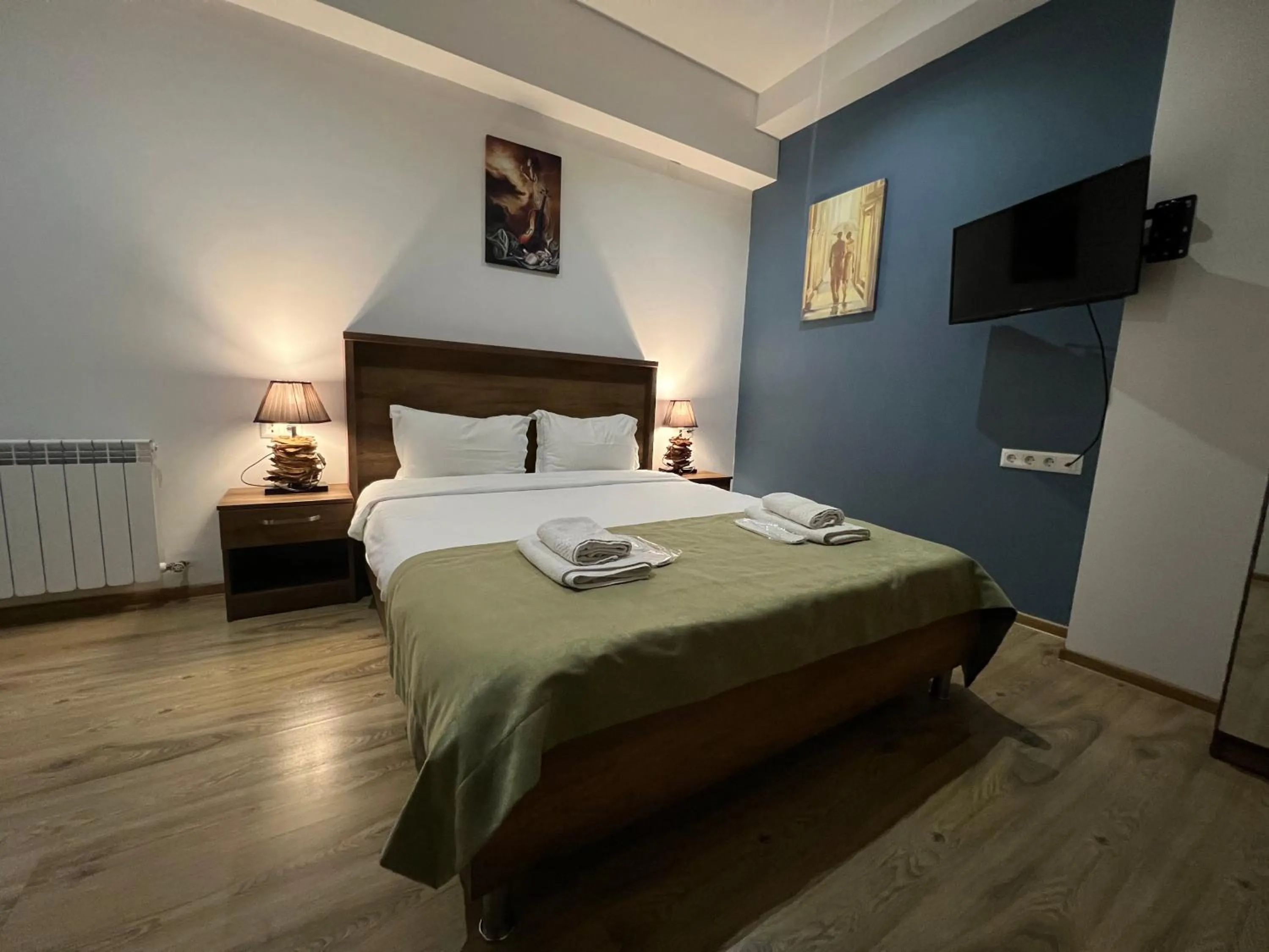 Bed in Hotel King Tom