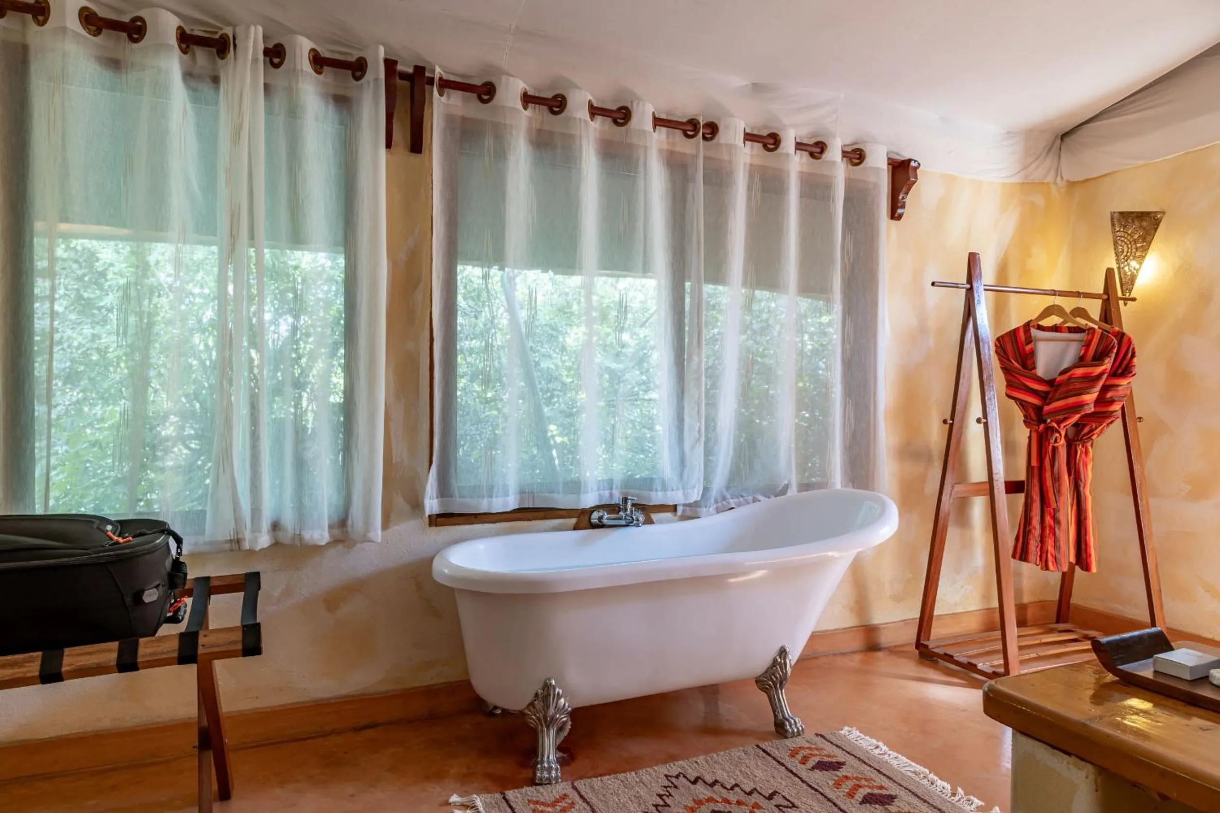 Bath in PrideInn Mara Camp & Cottages