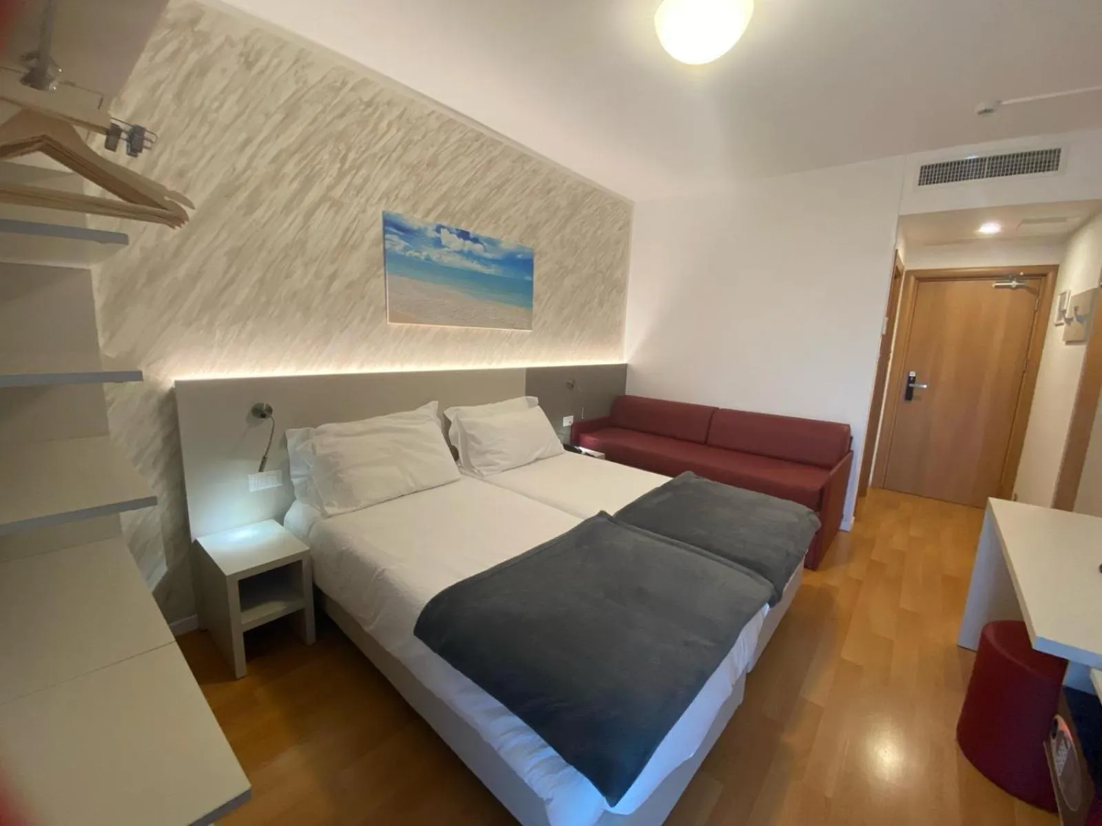 Photo of the whole room in Hotel Angelini