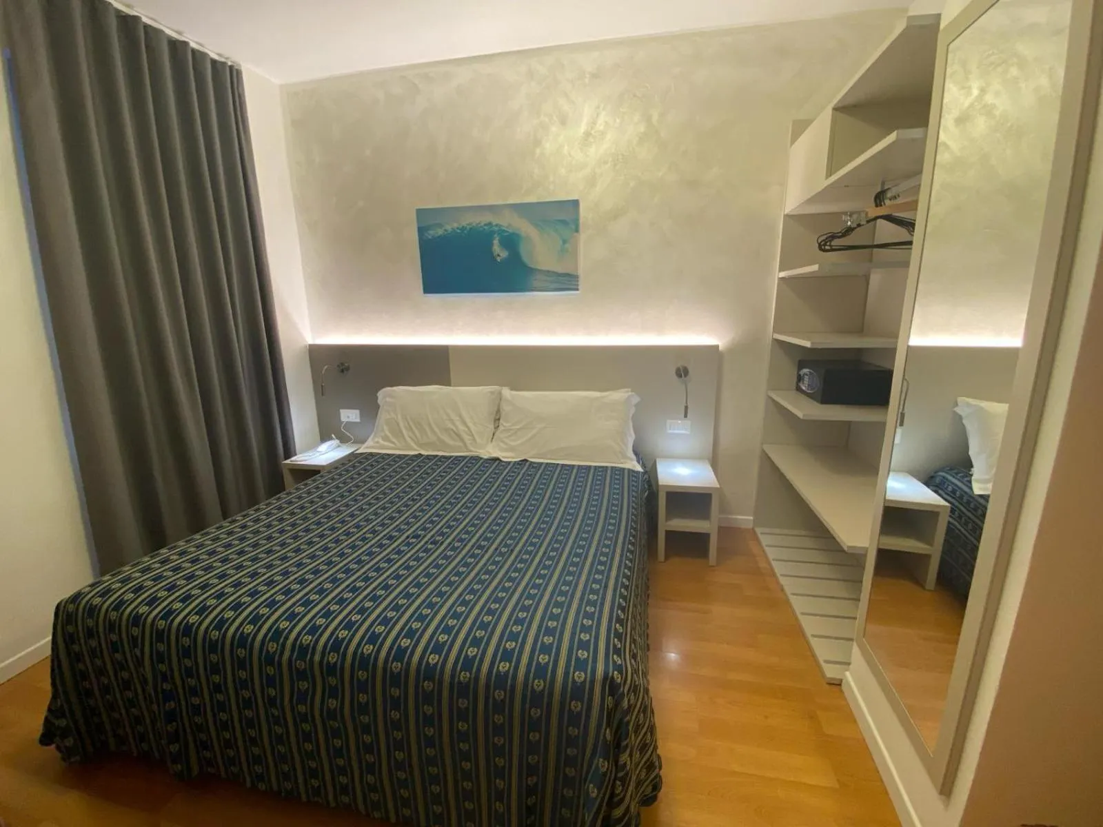 Photo of the whole room in Hotel Angelini