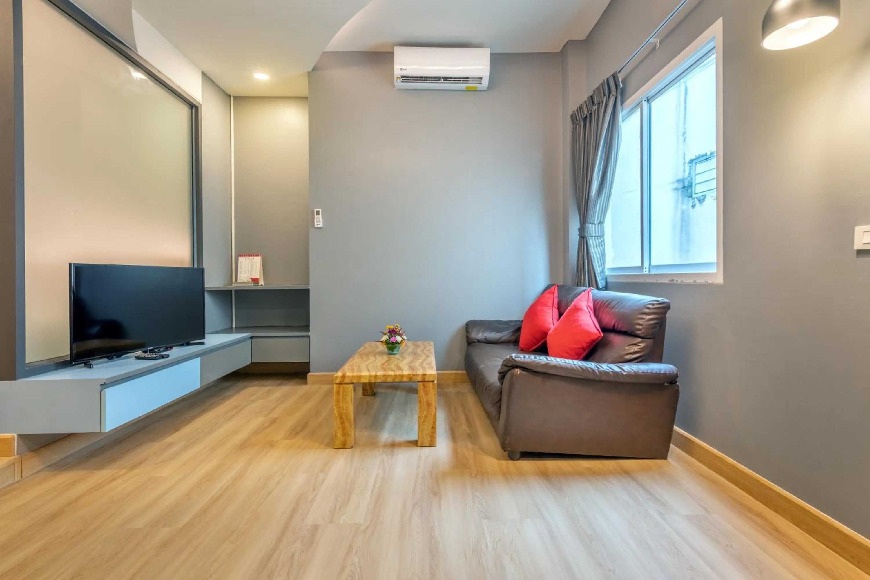 TV and multimedia in Qiu Hotel Sukhumvit - BTS On Nut Station