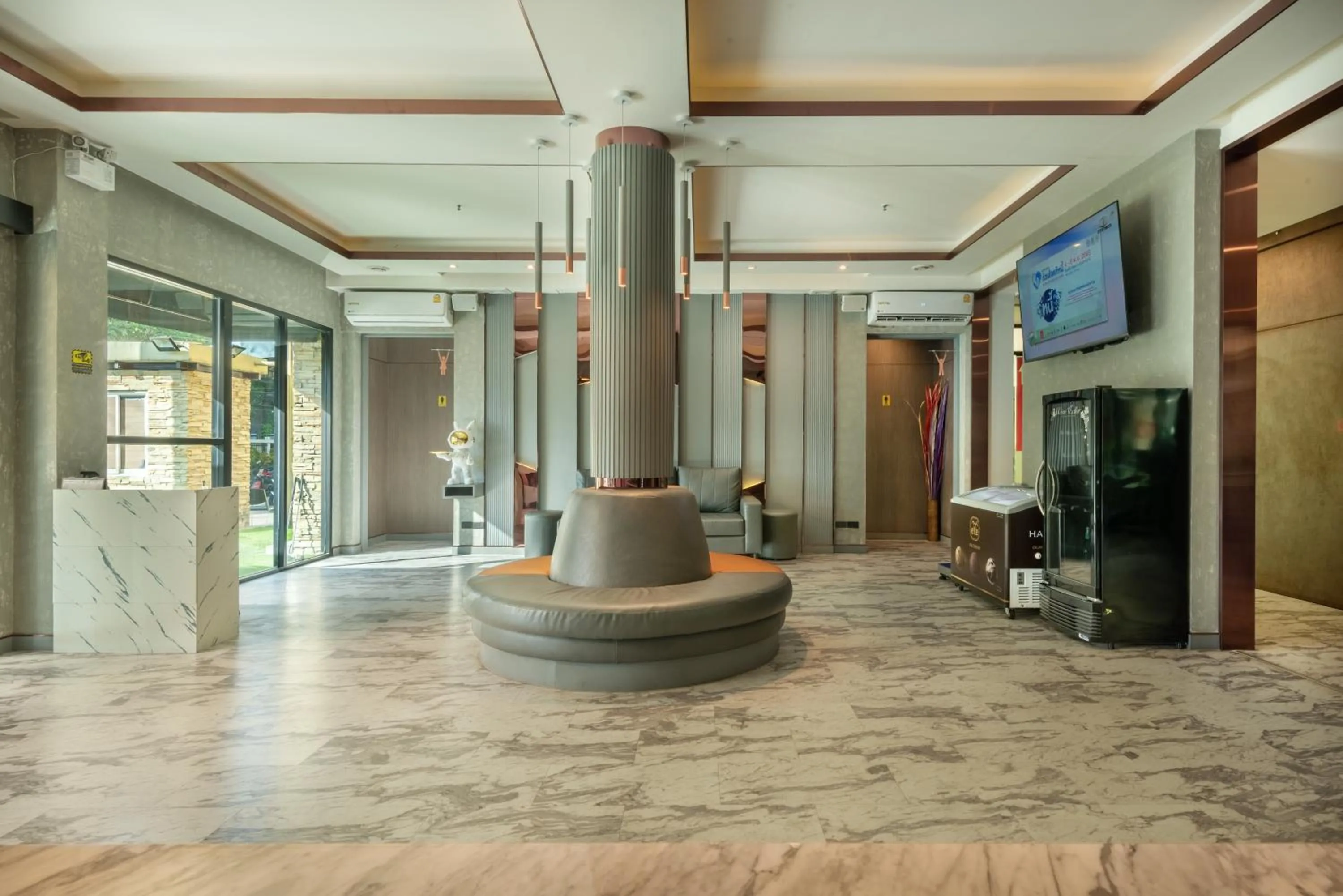 Lobby or reception in Qiu Hotel Sukhumvit - BTS On Nut Station