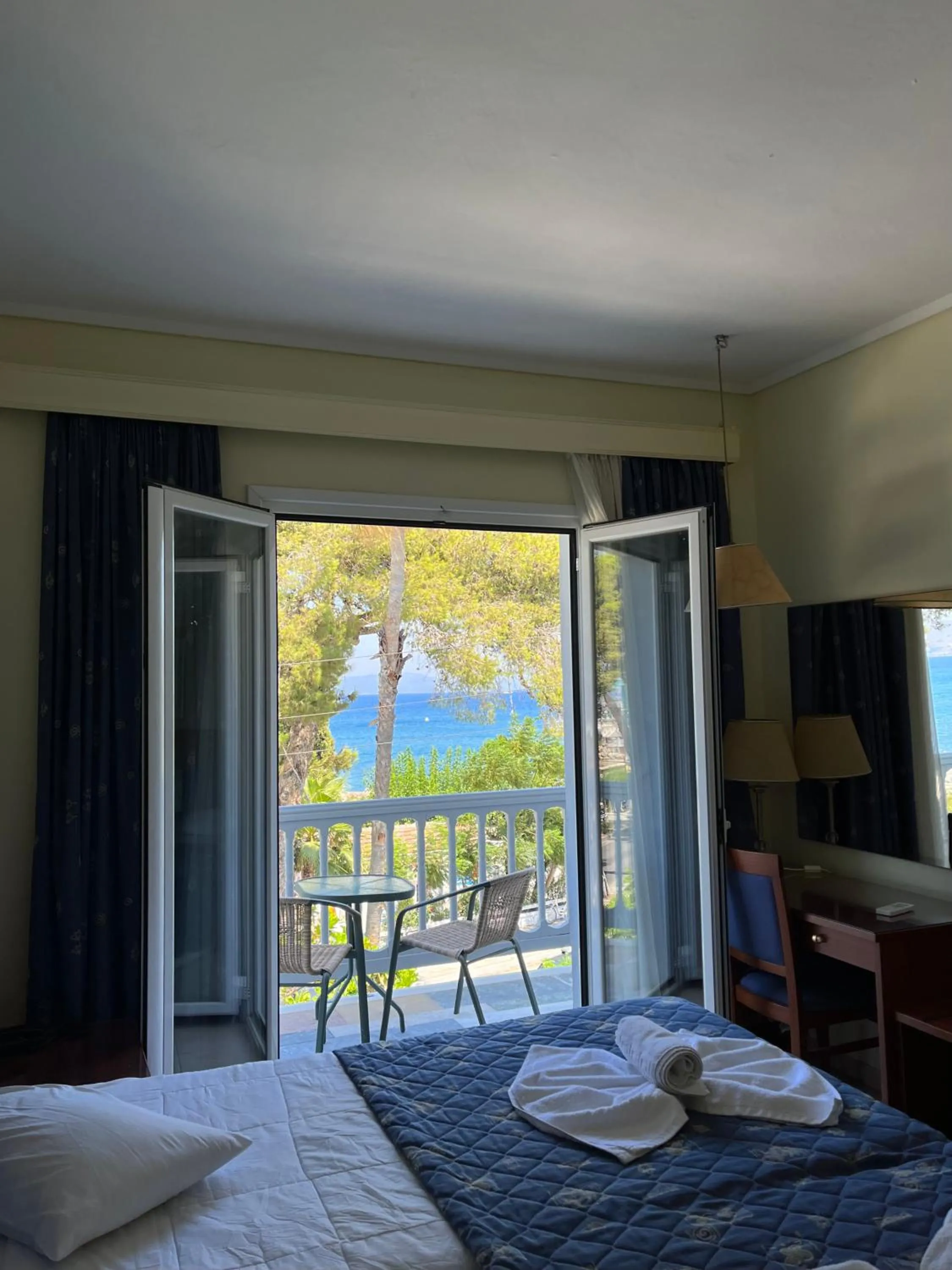 Bed in Theodorou Beach Hotel Apartments