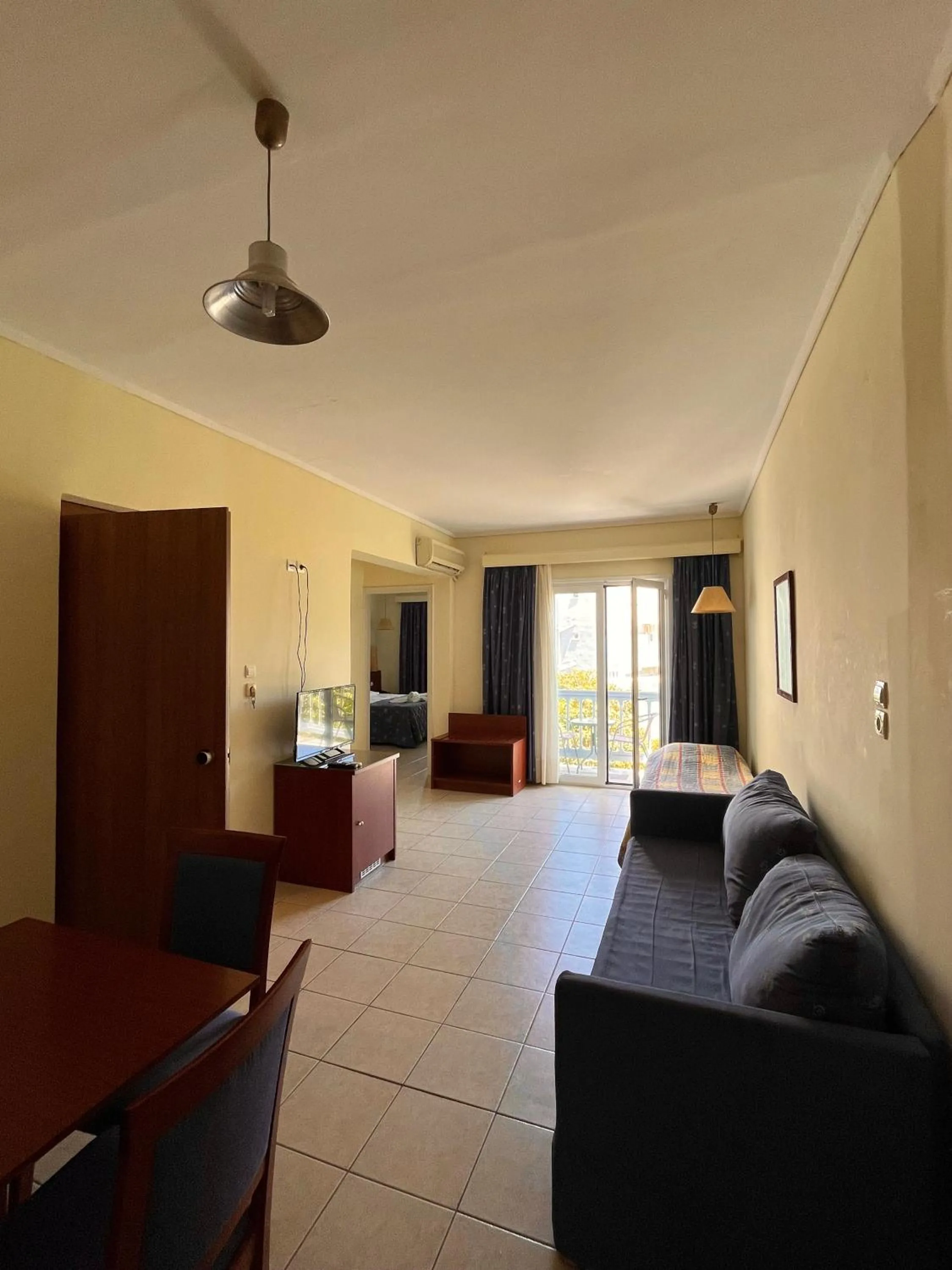 Theodorou Beach Hotel Apartments