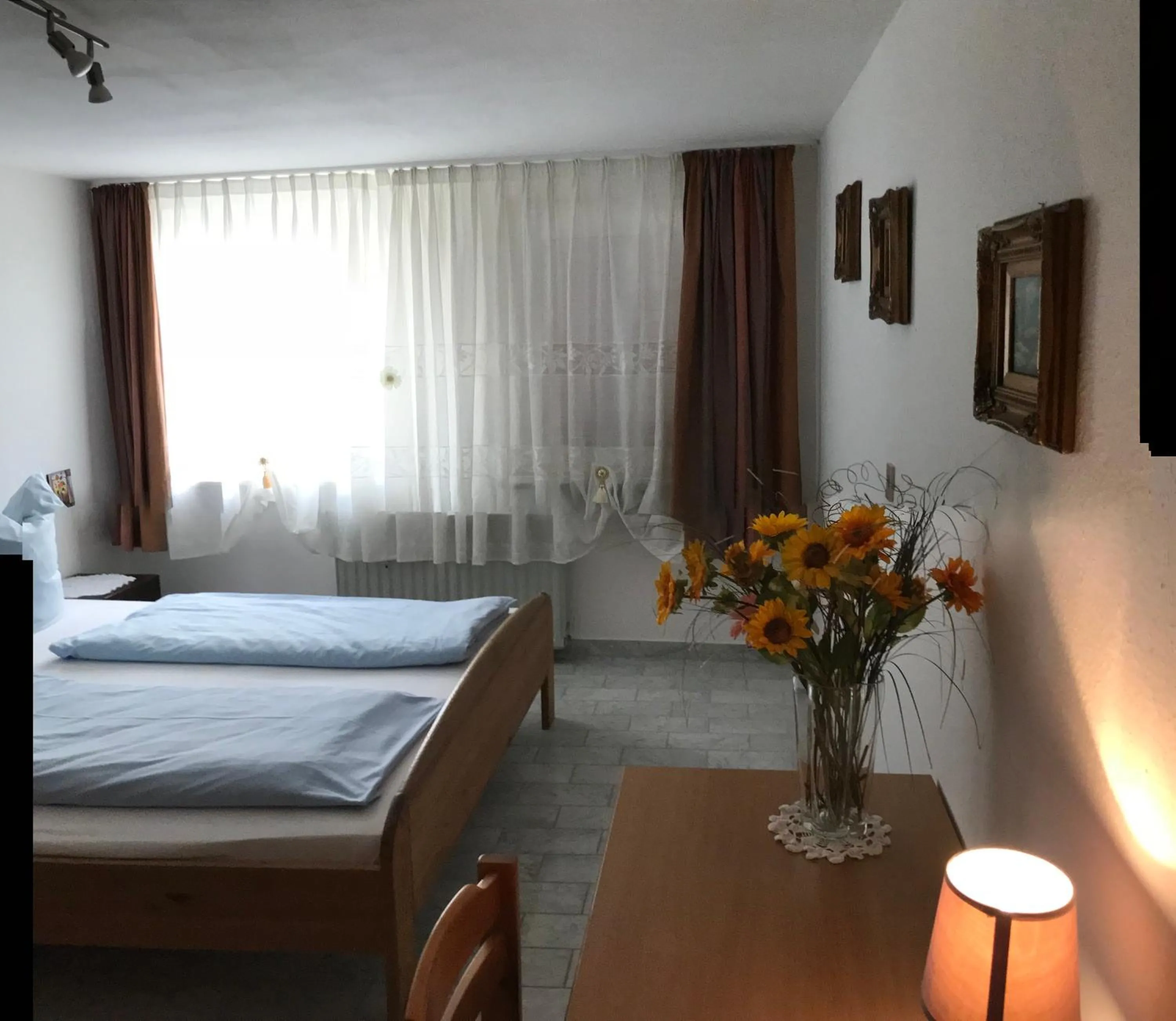 Photo of the whole room, Bed in Stadt Apartment