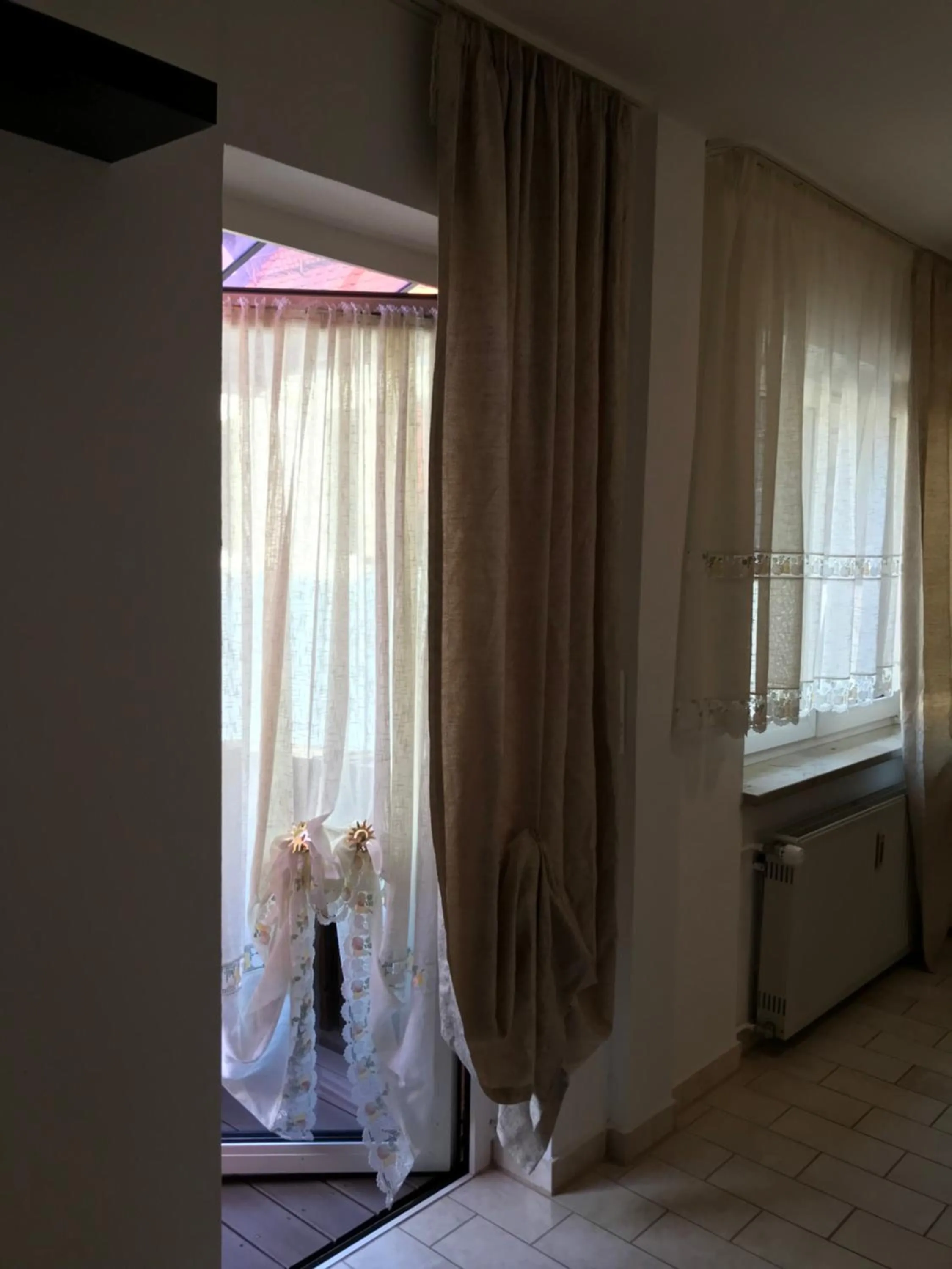 Decorative detail, Bed in Stadt Apartment