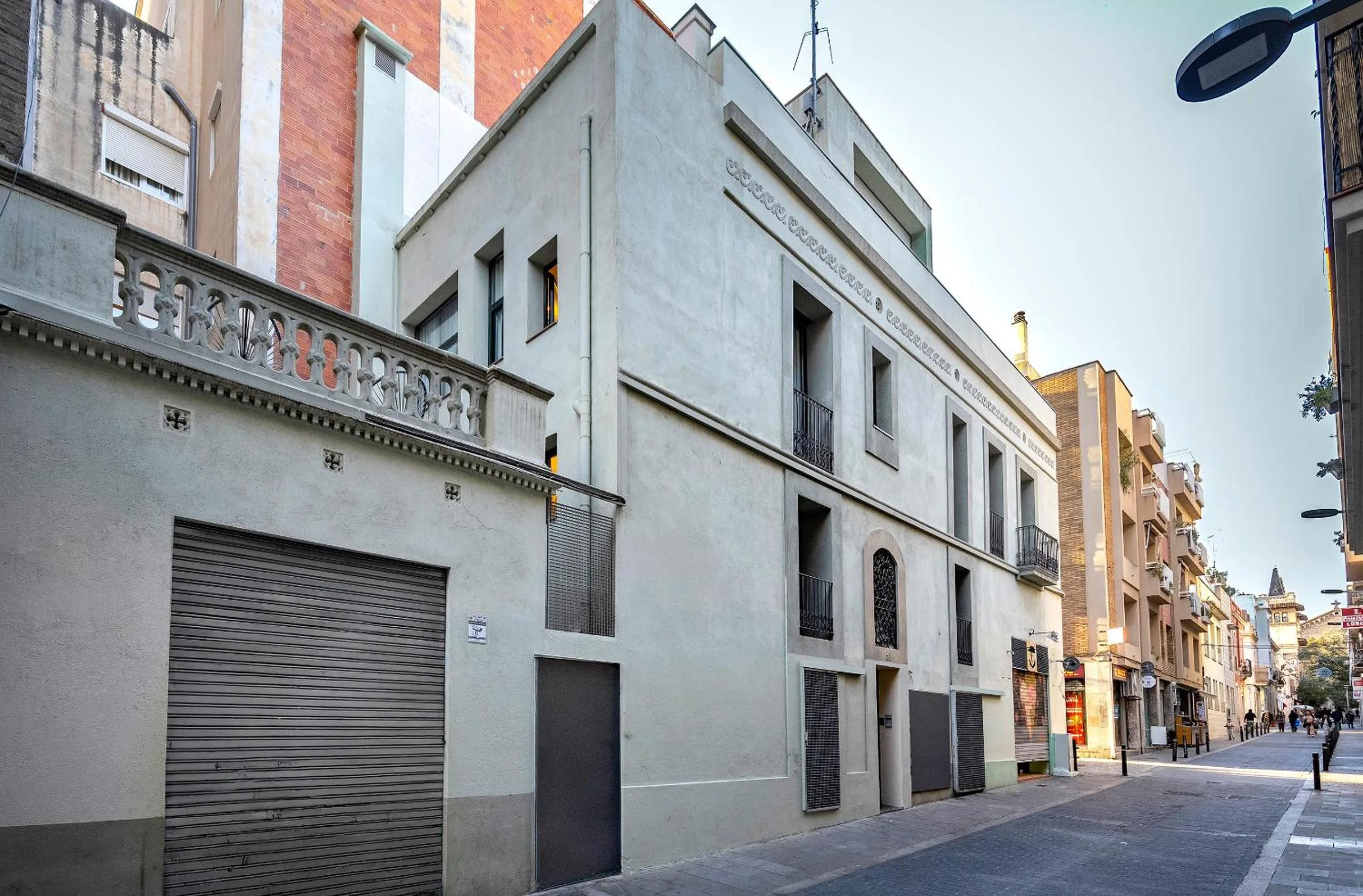 Property building in Verdi Habitat Apartments