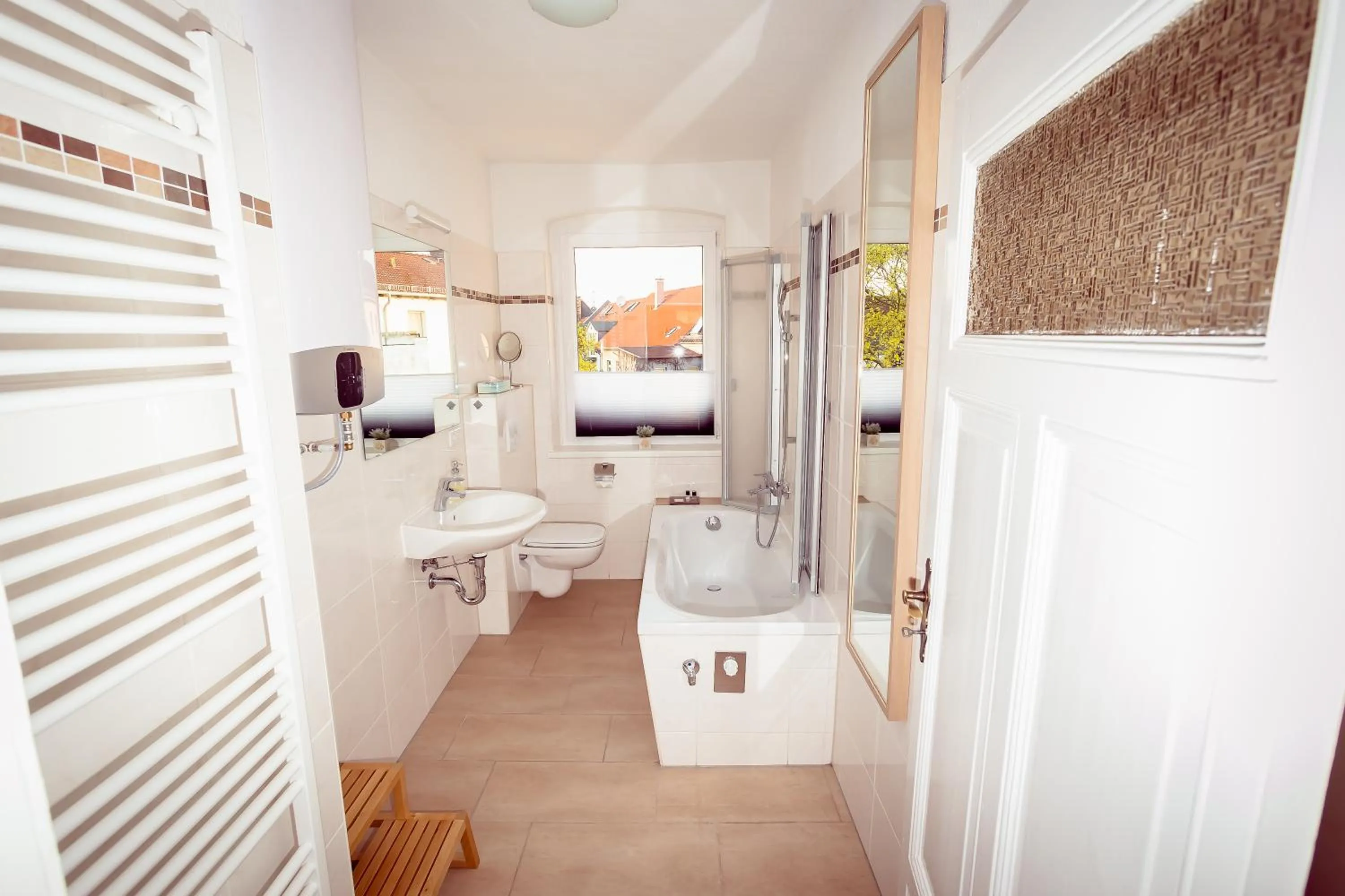 Toilet in Ferienwohnung Gründerhaus