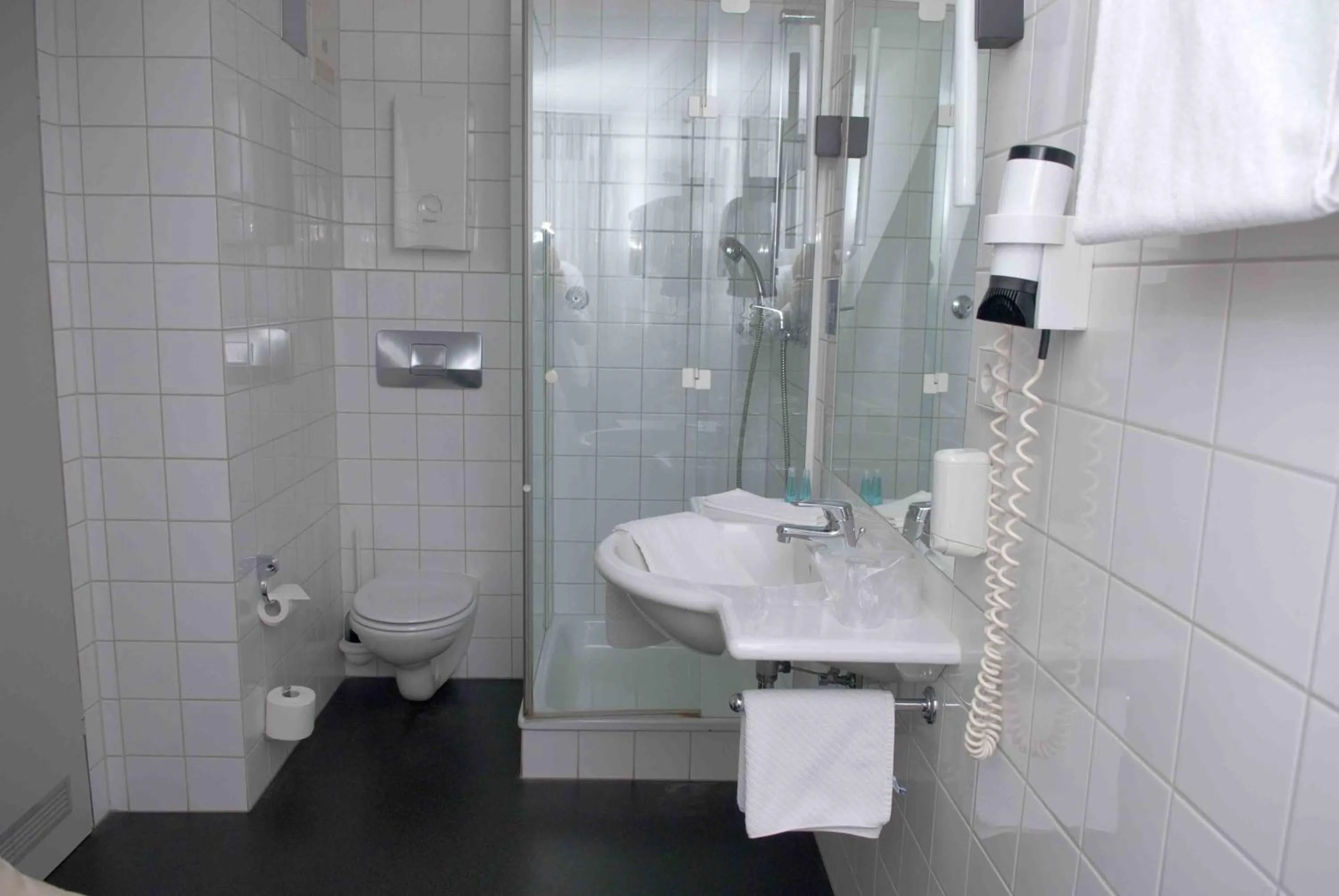 Bathroom in Hotel Ambiente